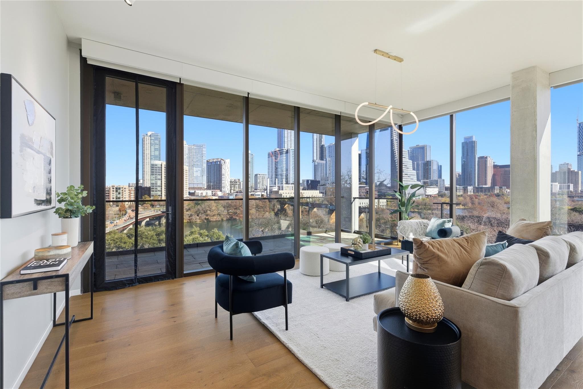 1211 W Riverside Dr W #6B