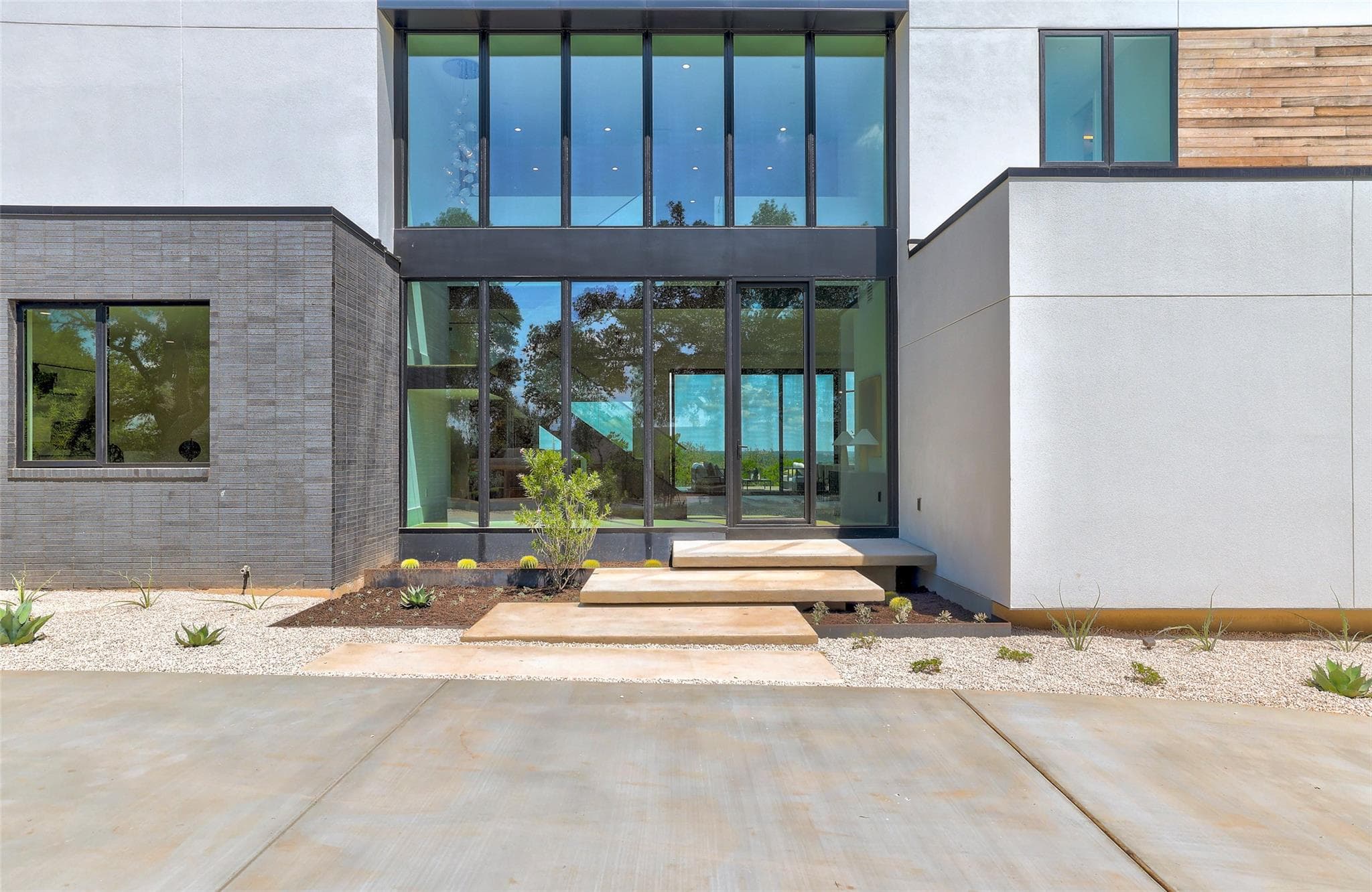 2404  Camino Alto Rd