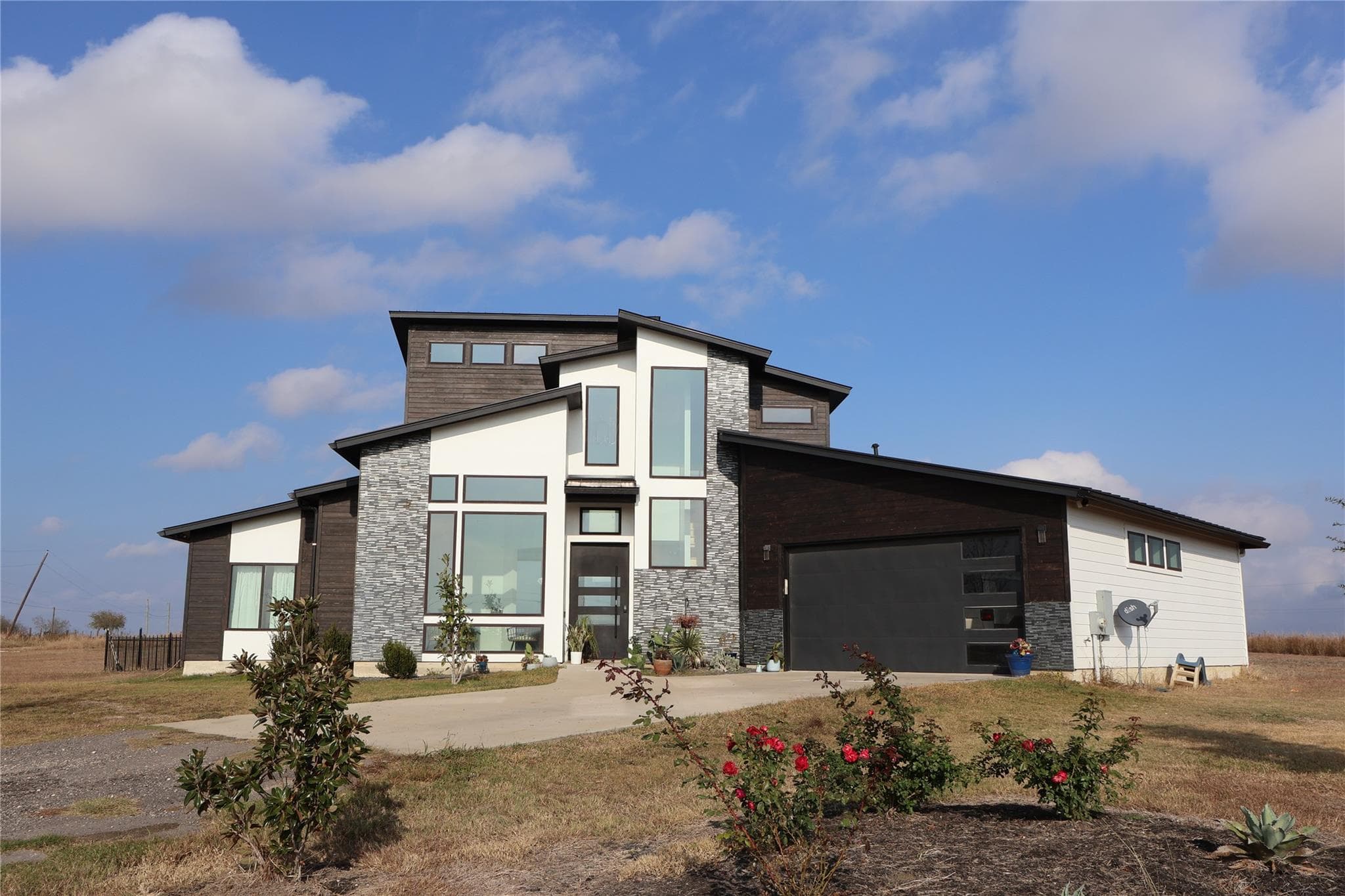 17216  Lund Carlson Rd