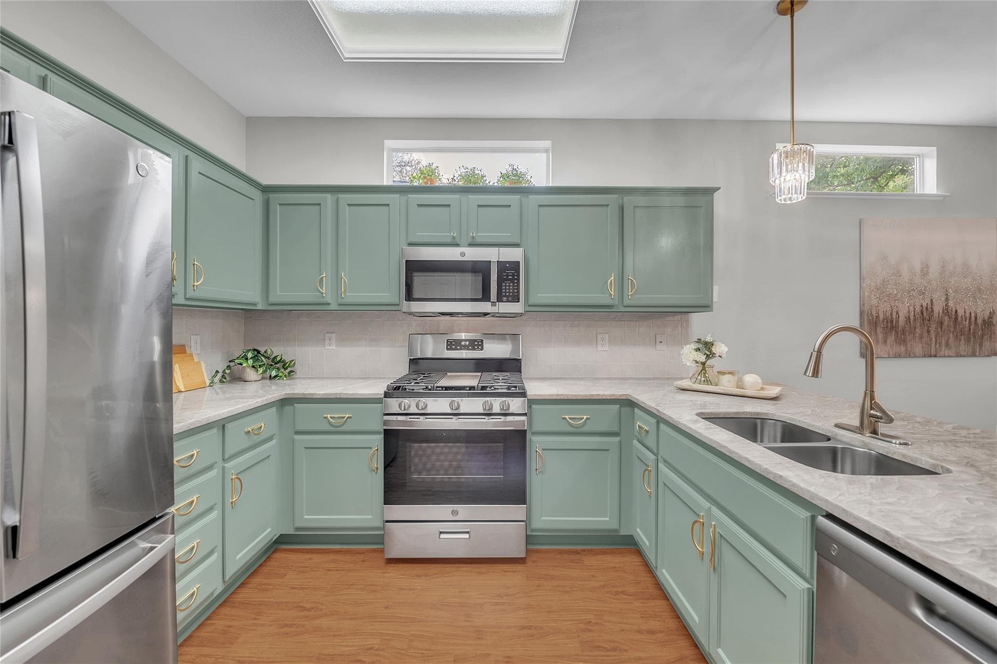 134  Whispering Wind Dr