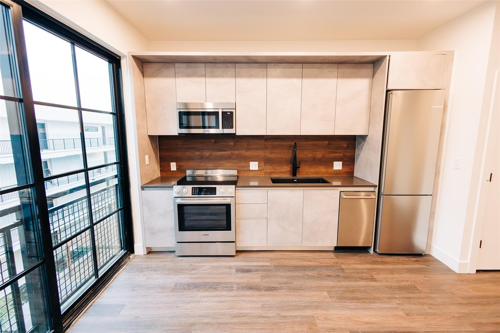 4315 S Congress Ave #520
