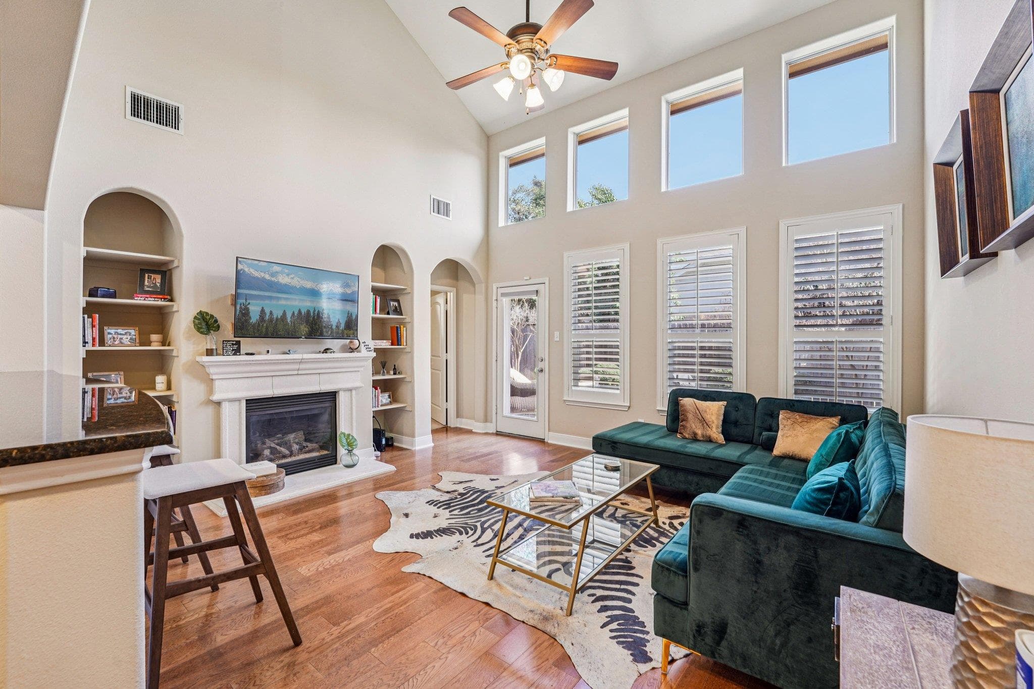 2210  Onion Creek Pkwy  #1104