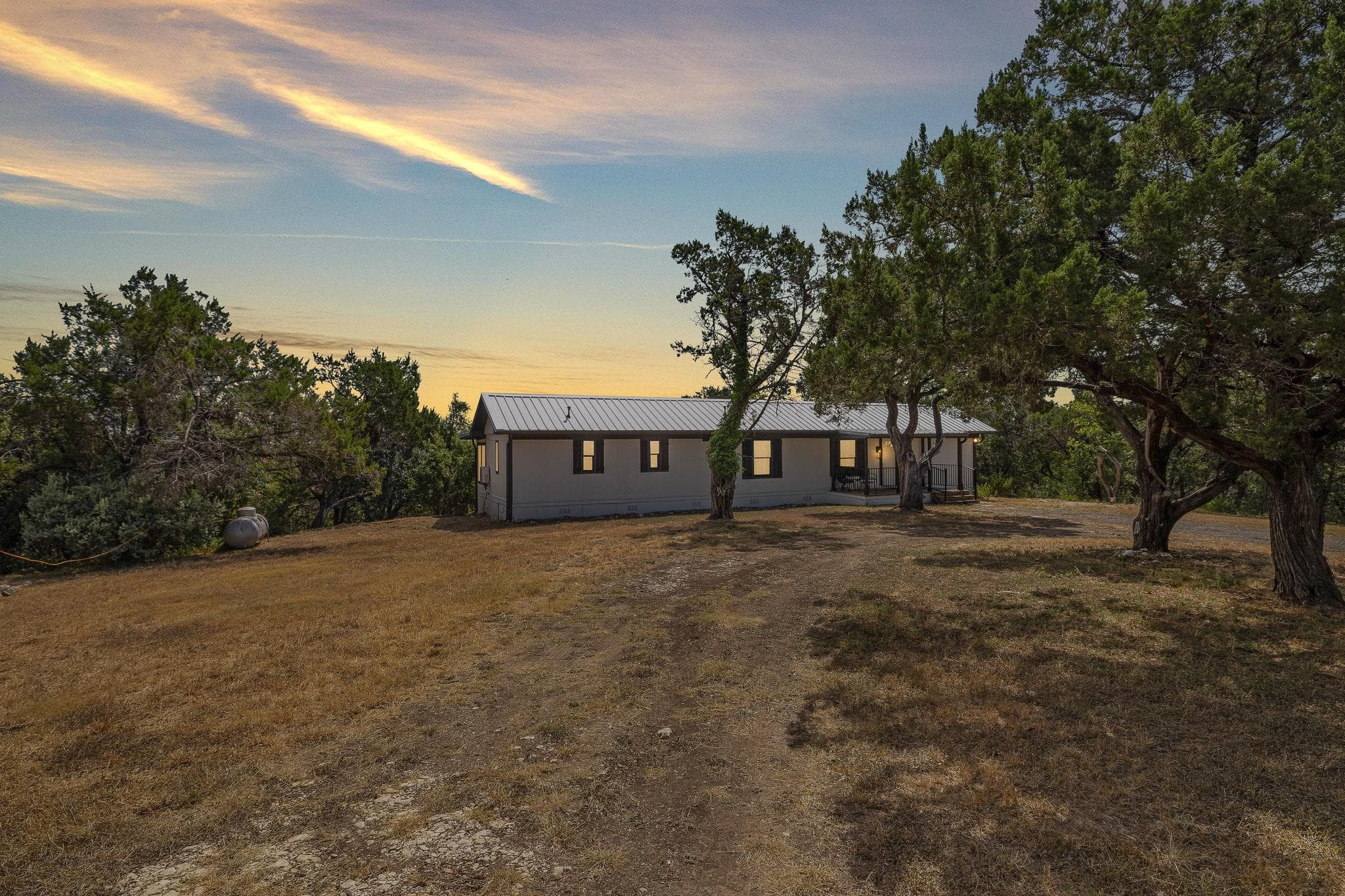 14504  Rock Cliff Dr