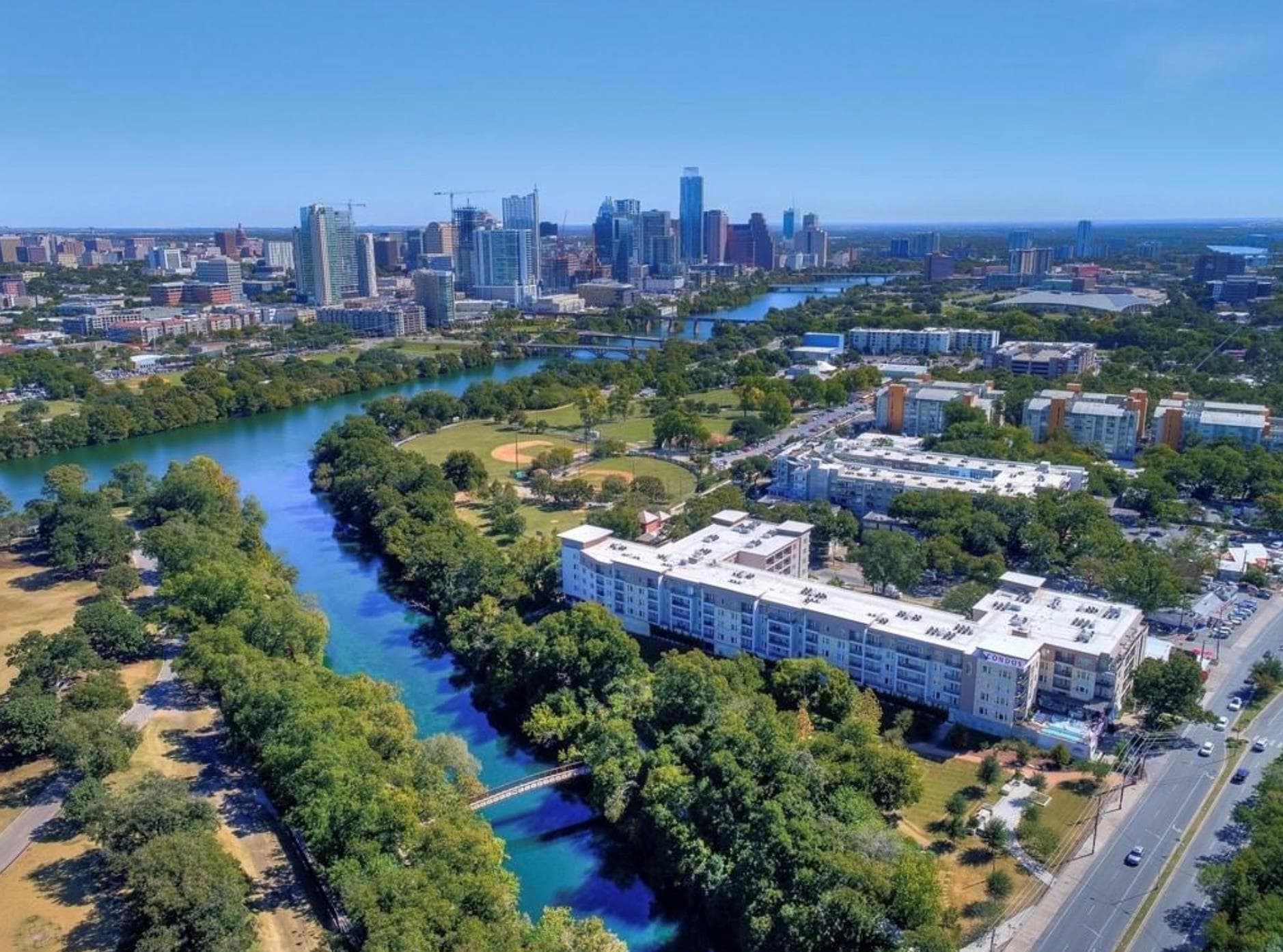 1900  Barton Springs Rd  #3031