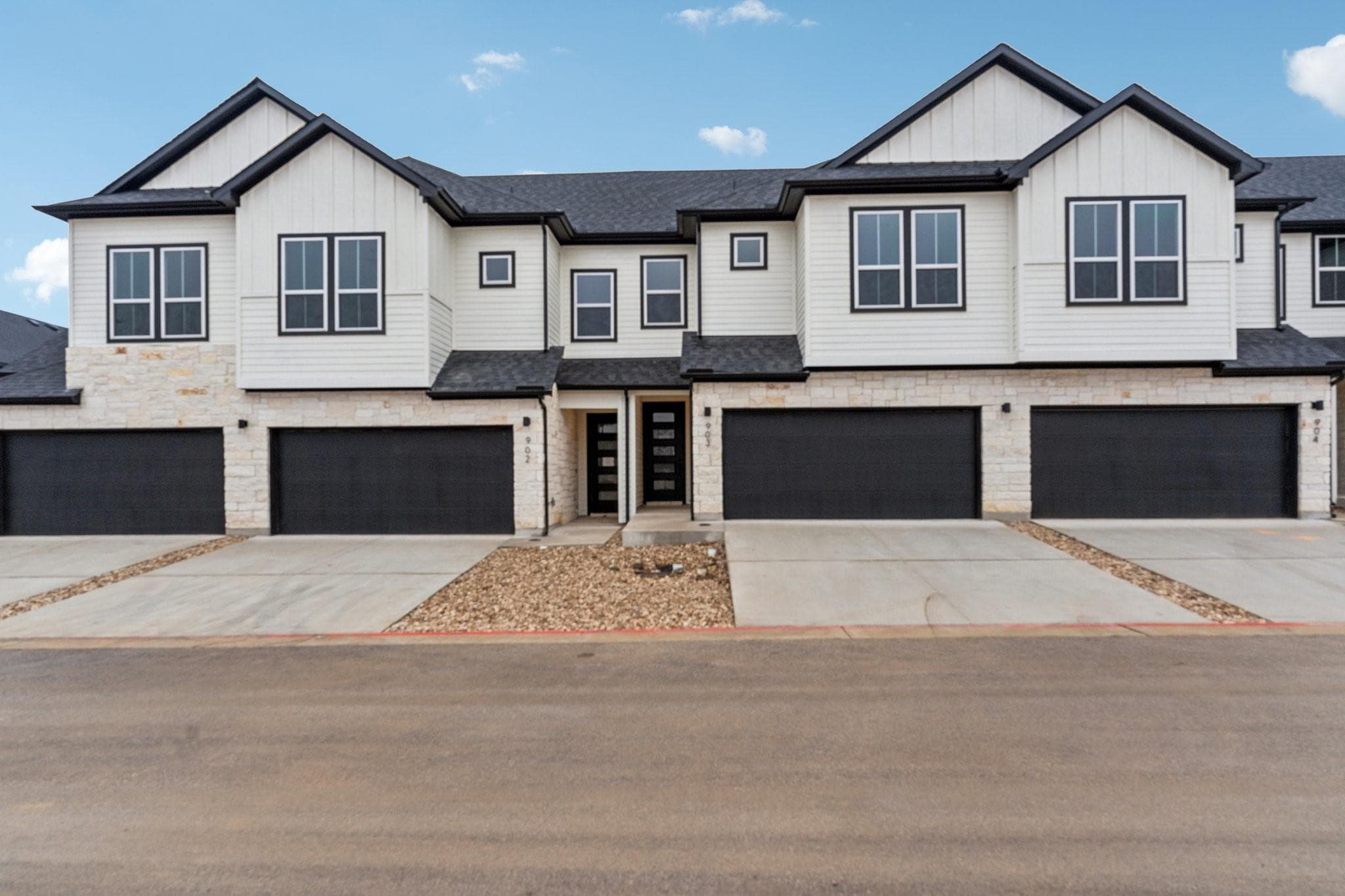 2600  Gattis School Rd  #1003