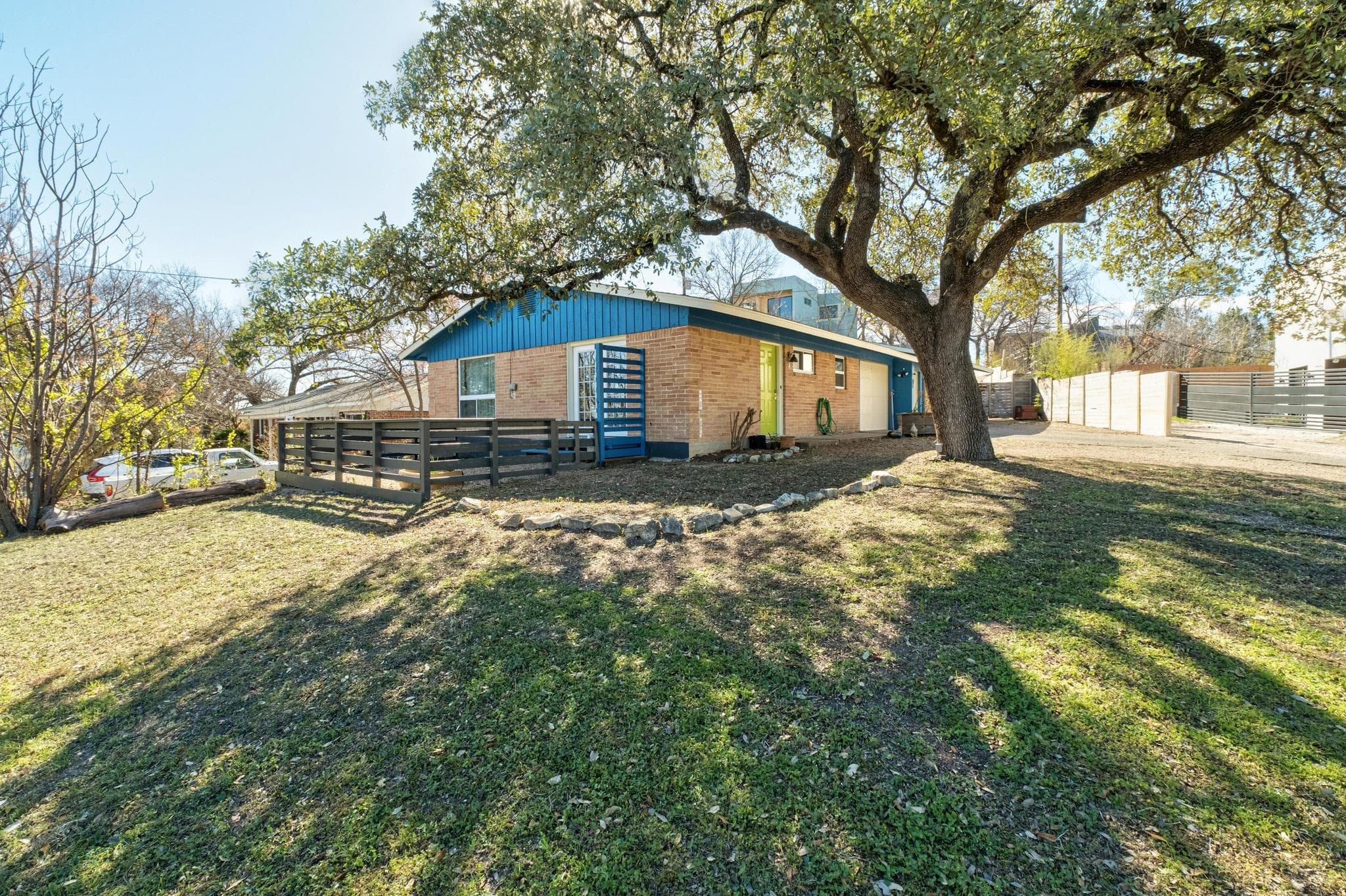 805  Terrell Hill Dr