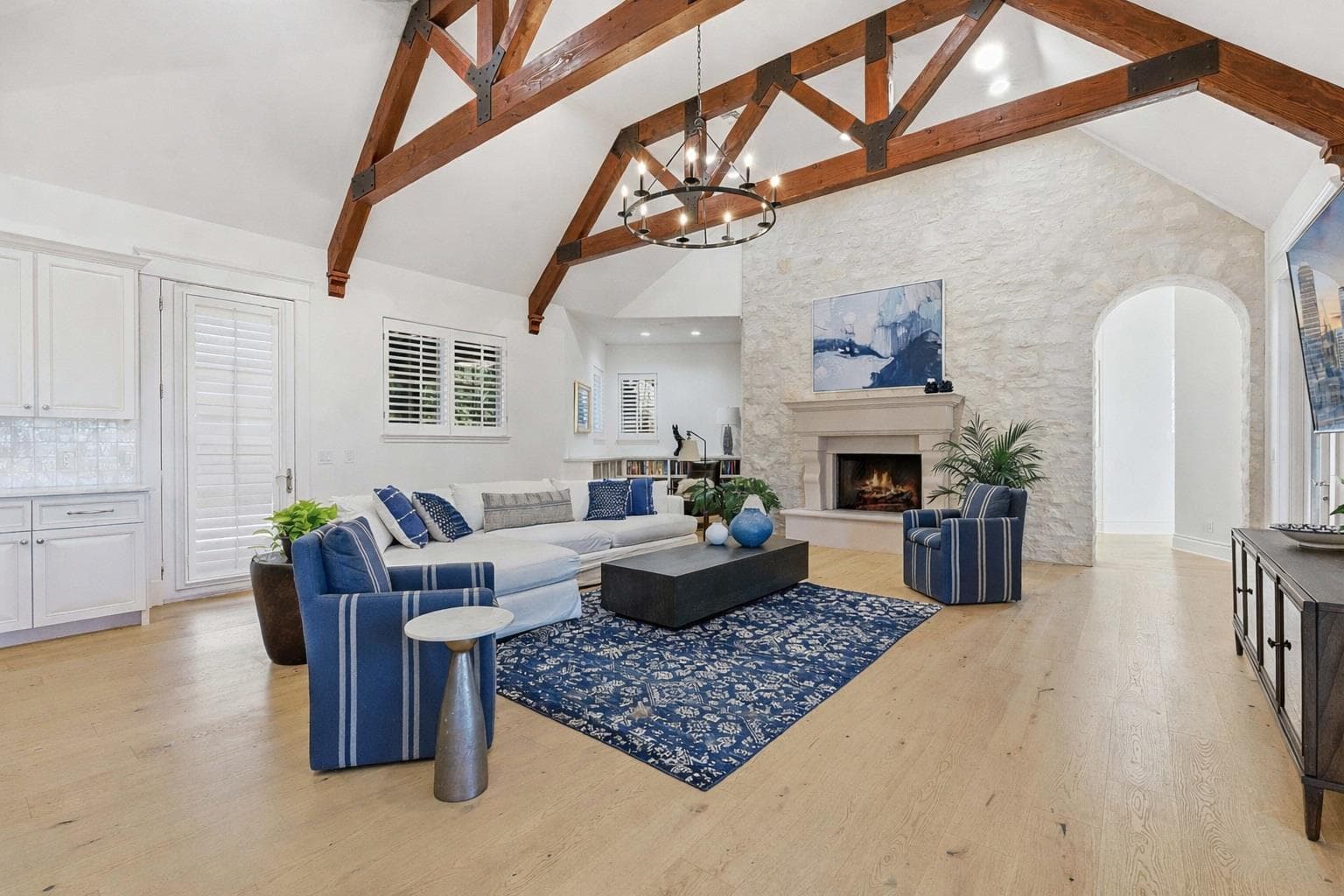 16400  Hamilton Pool Rd