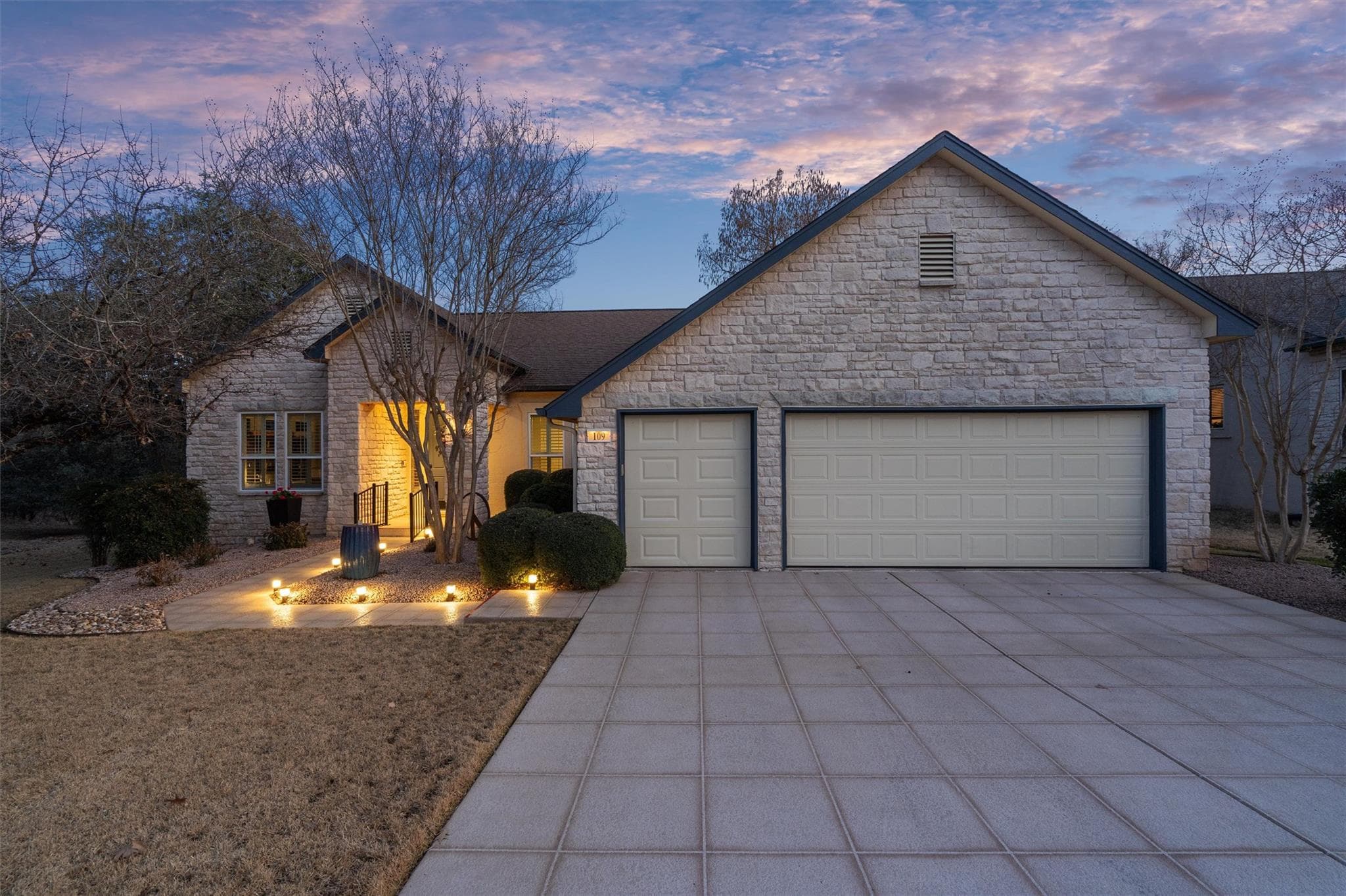 109  Running Water St