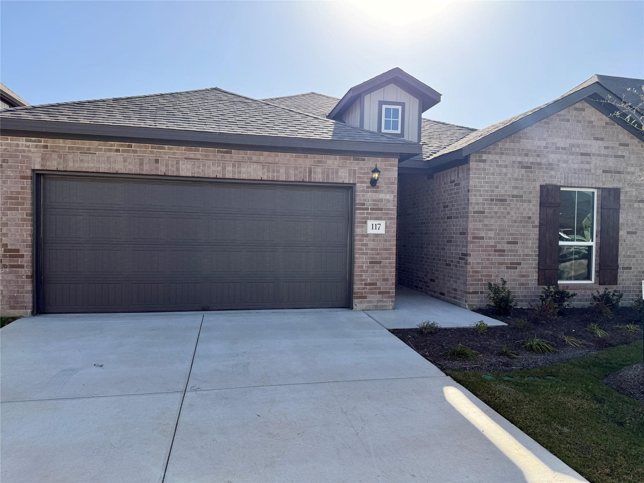 117  Rocky View Ln