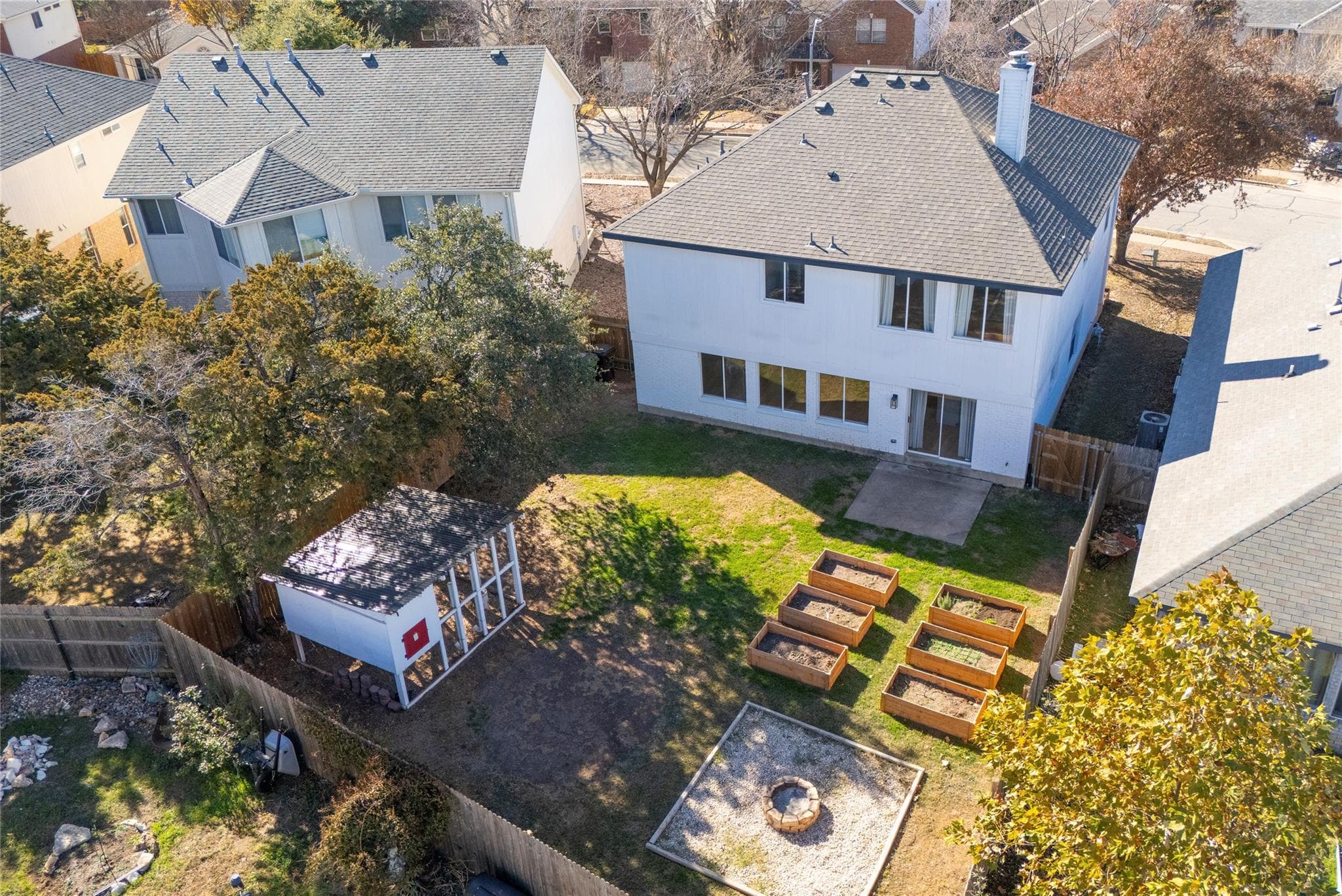 3817  Tailfeather Dr