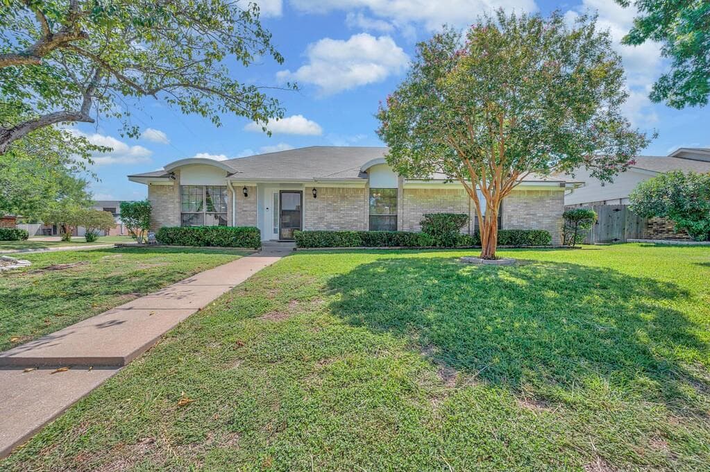 4309  Stagecoach Trl