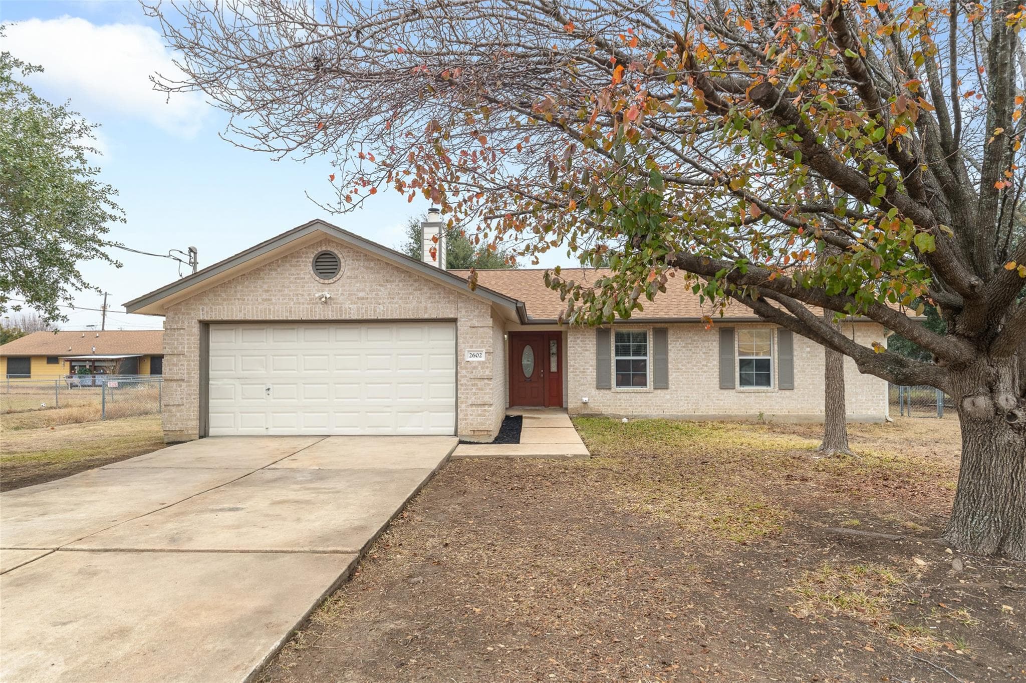 2602  Peach Tree Ln