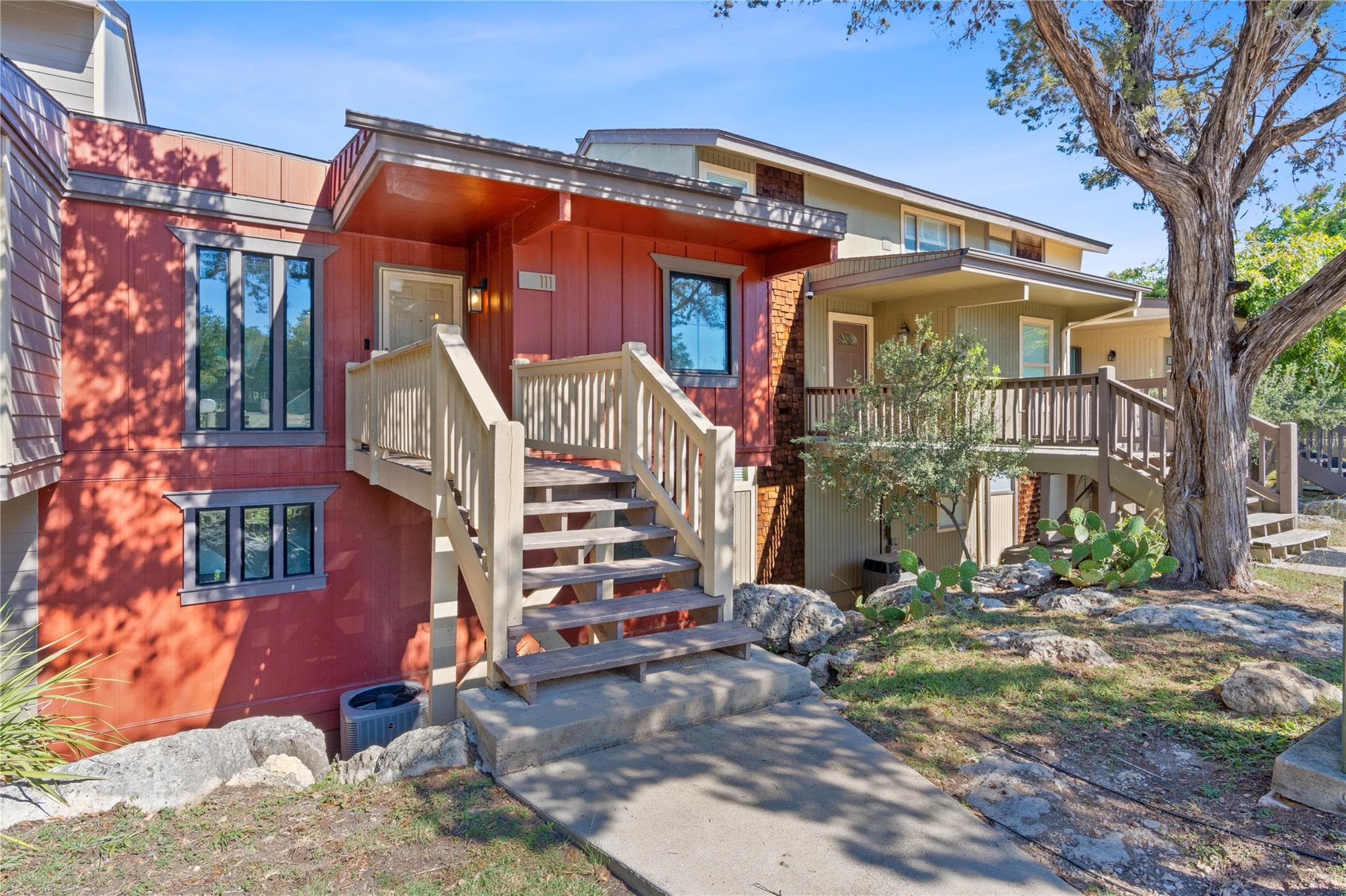 111  Comanche Pt