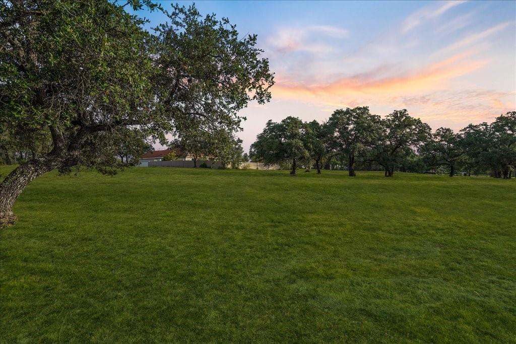 2504  Countryside Cir