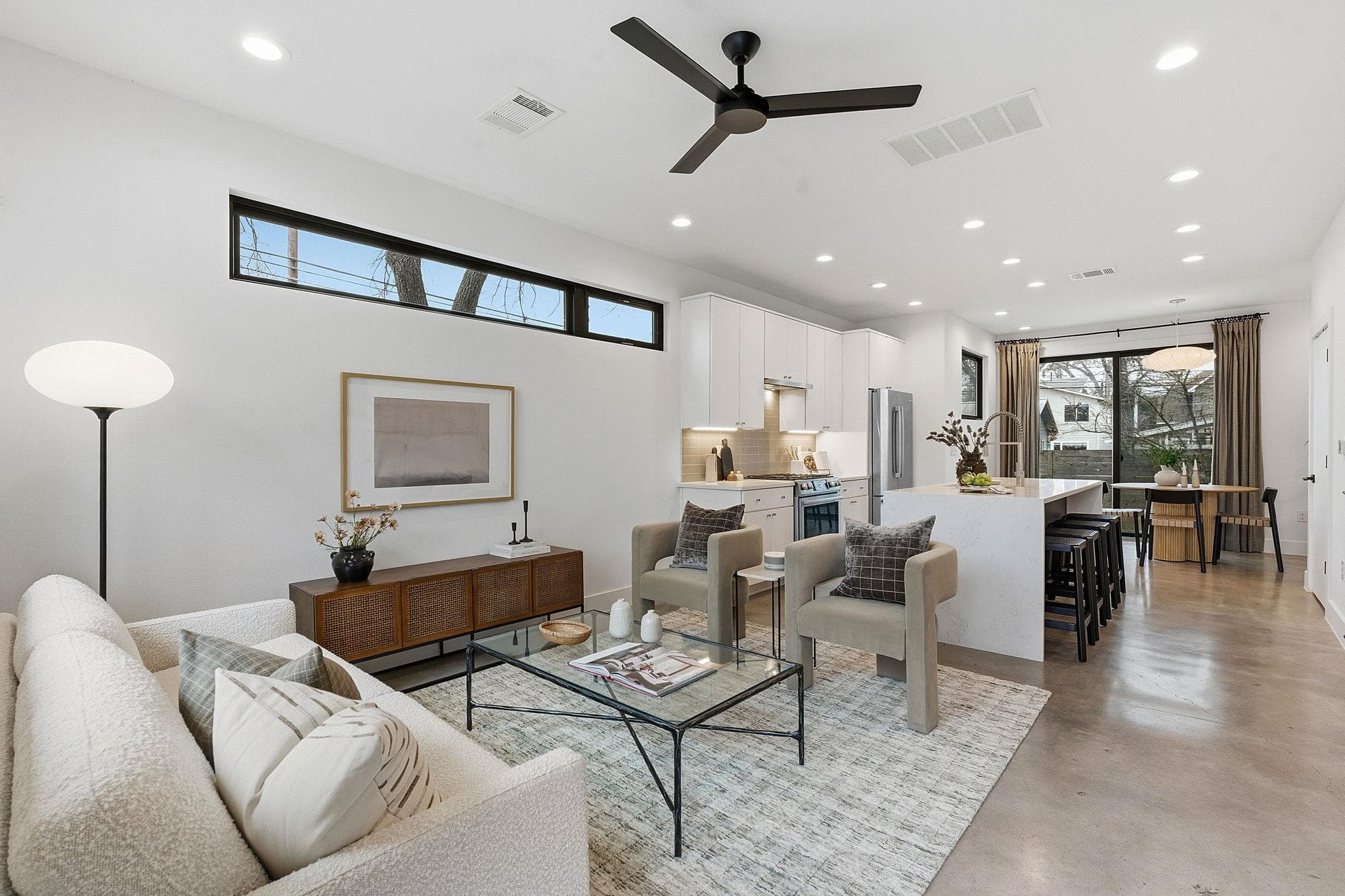 2411  Santa Rosa St  #A