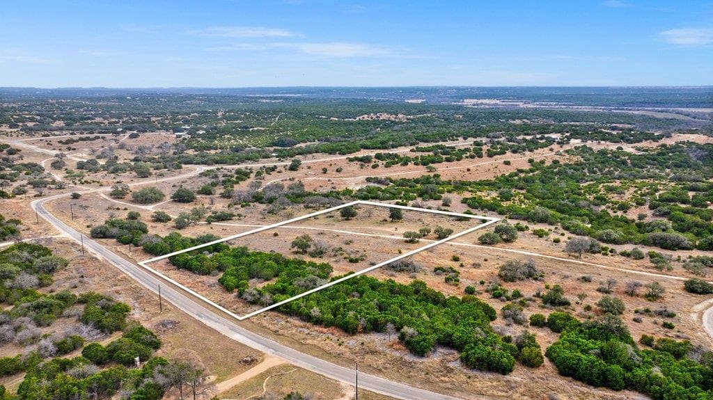 - Private Road 4718 Lot 81 Land