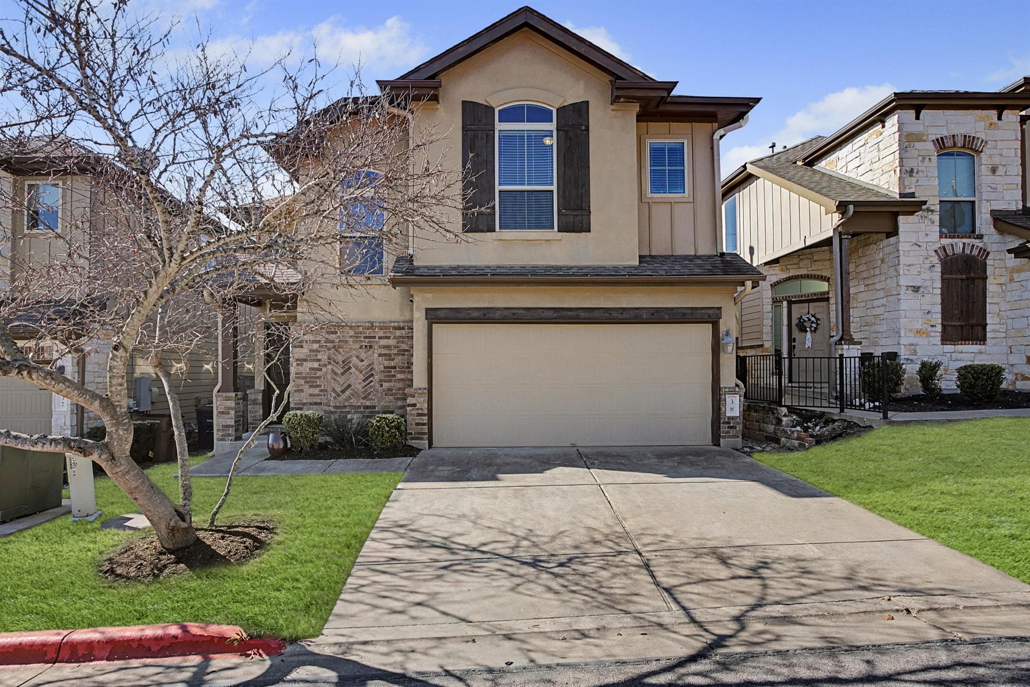 7337  Menchaca Rd  #38