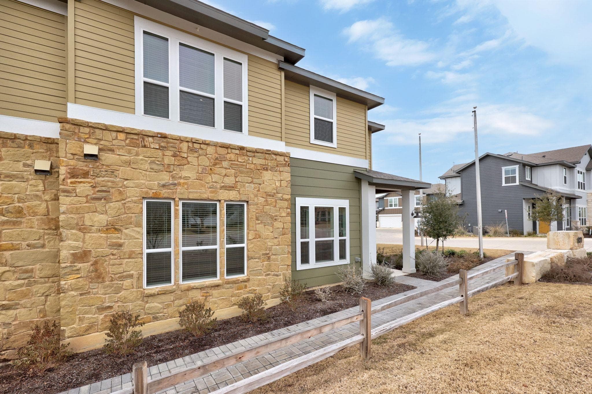 1020  Vista View Dr  #501