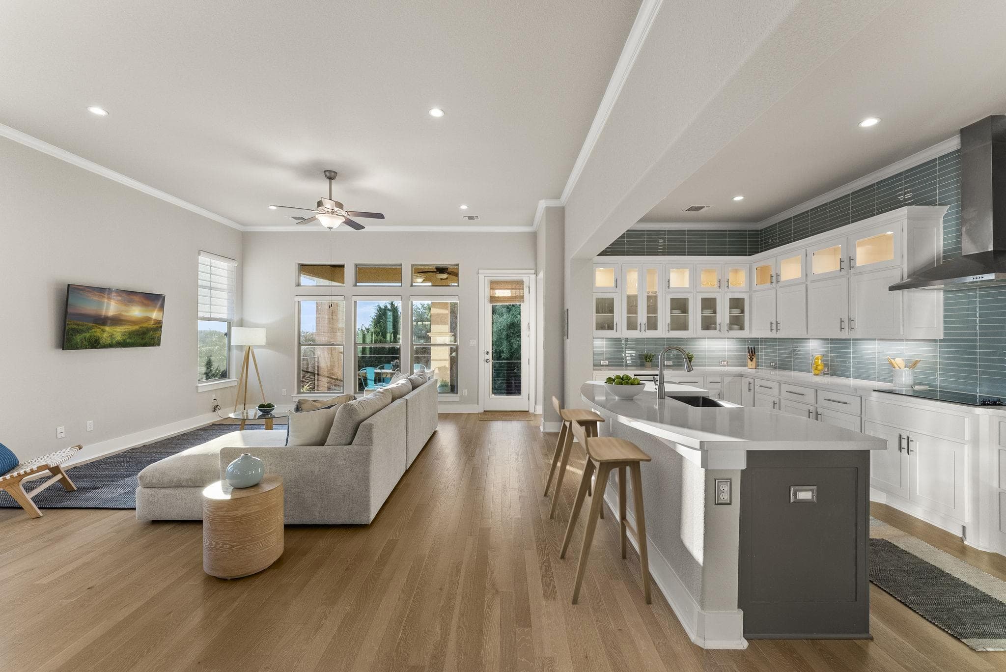 5502  Patagonia Pass