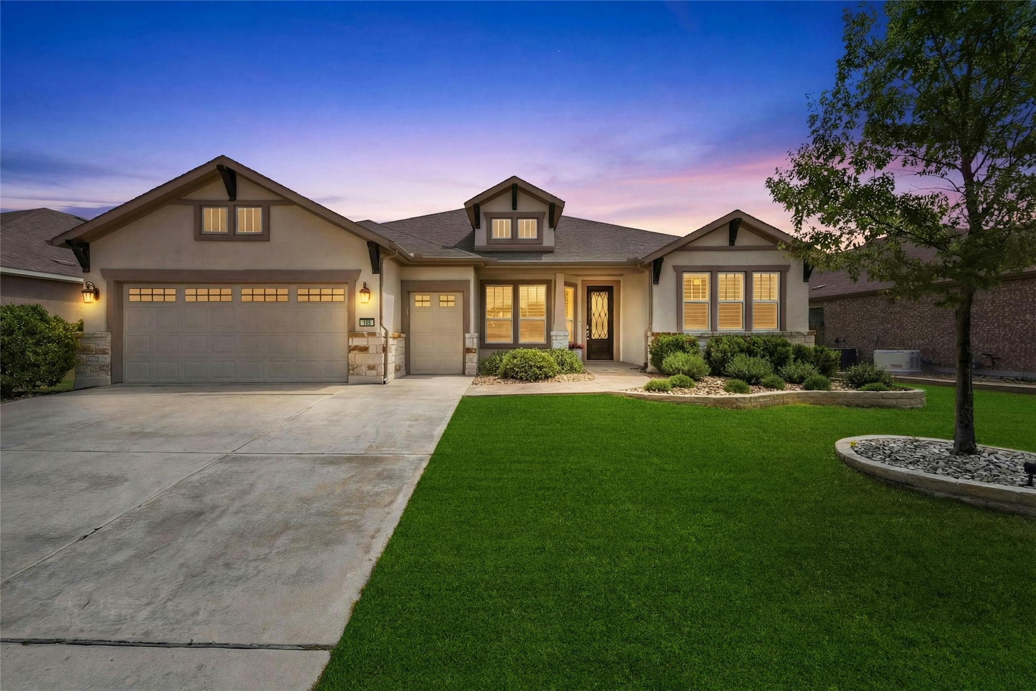 105  Marfa Cv
