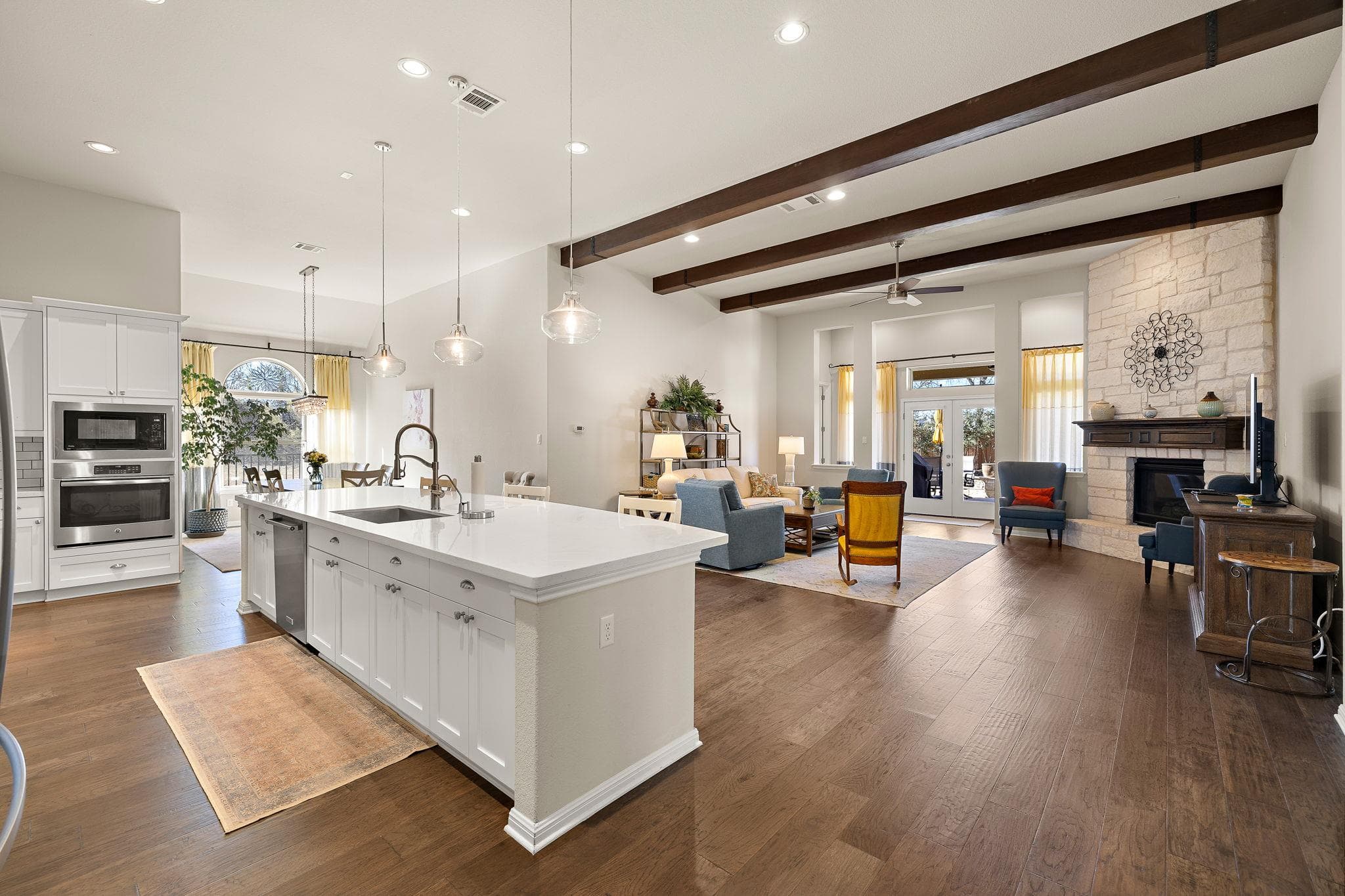 5016  Yucca Flower Ln