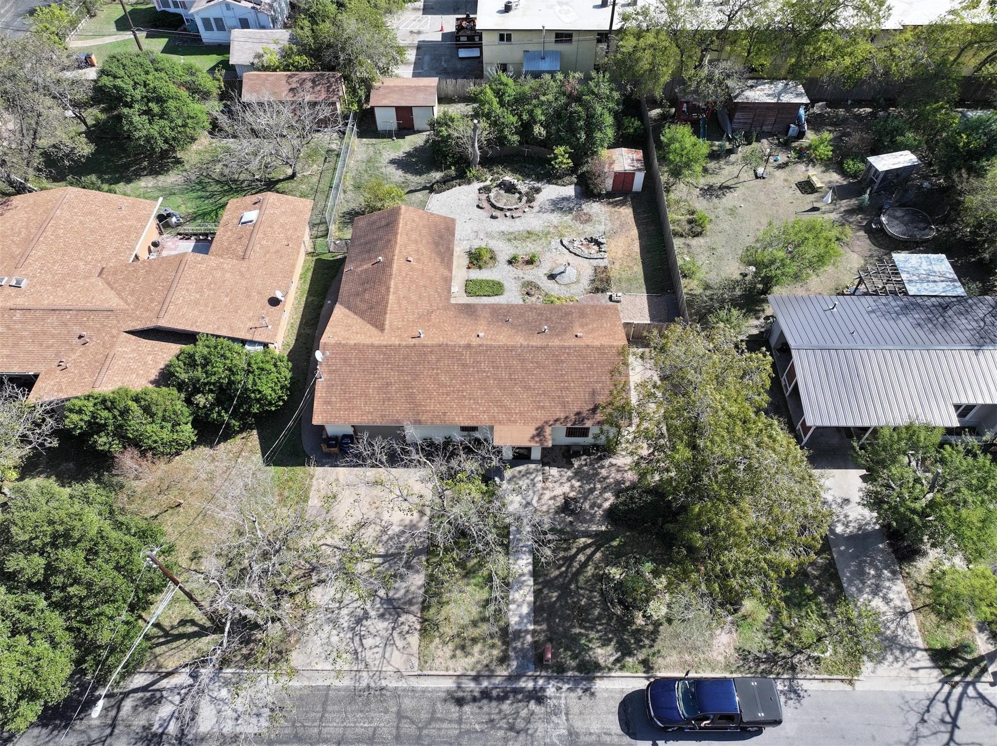 7913  Tisdale Dr