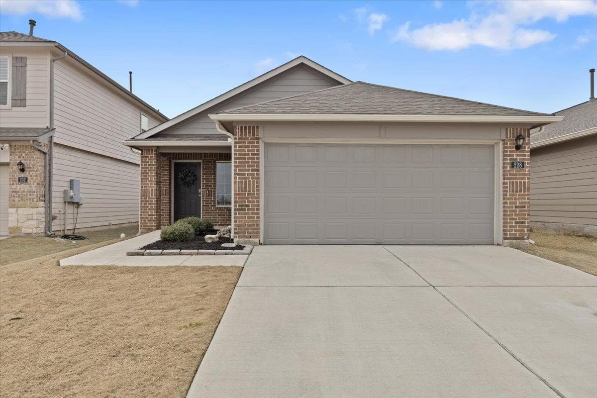 228  Skipping Stone Ln