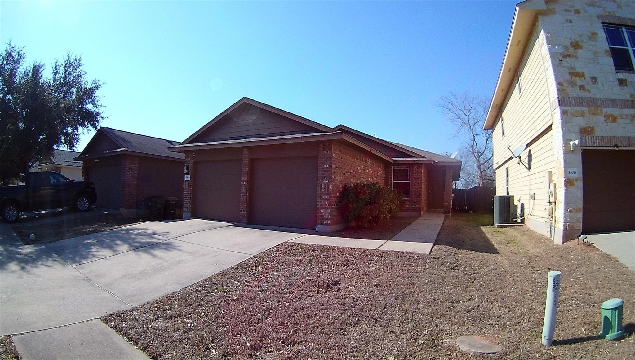 3304  Wickham Ln