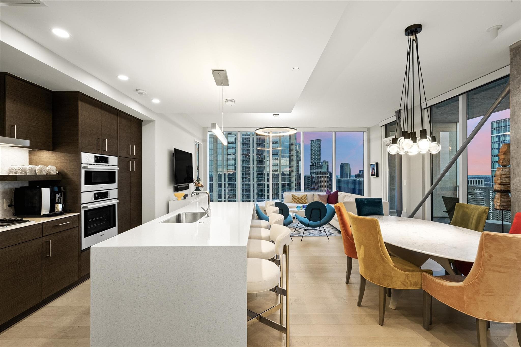 301  West Ave  #3605