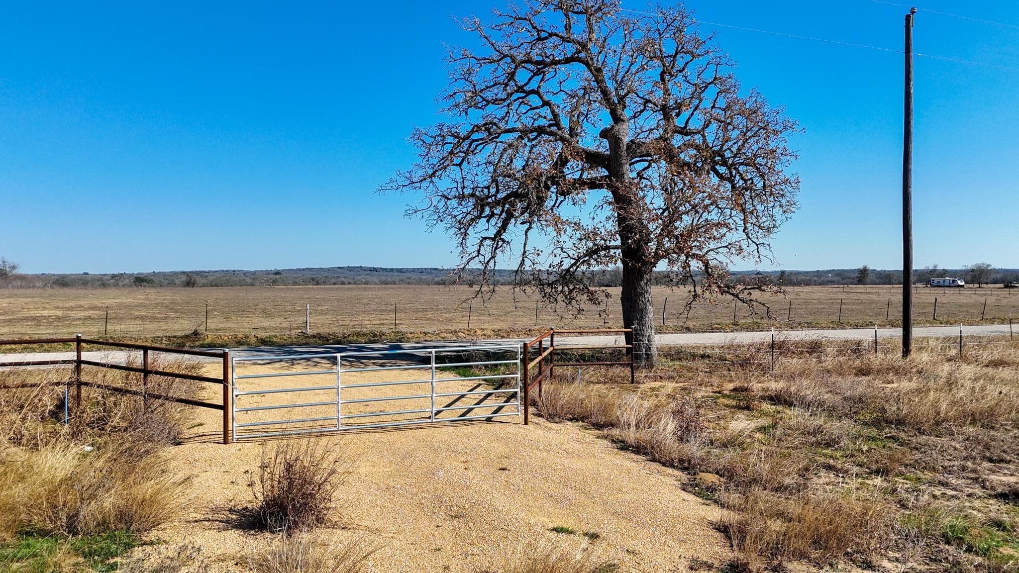 8200  Old Colony Line Rd