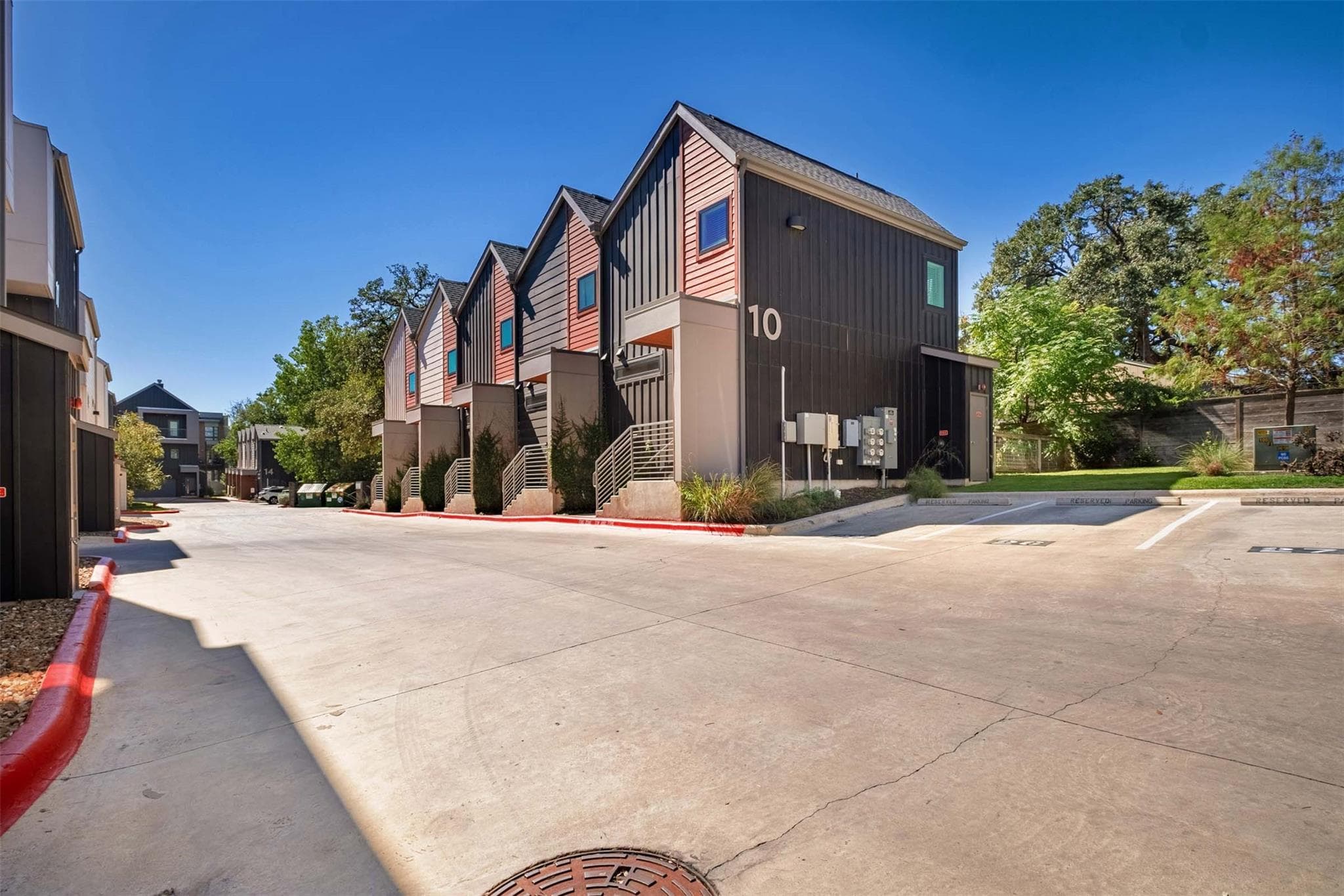 5924 S Congress Ave  #103