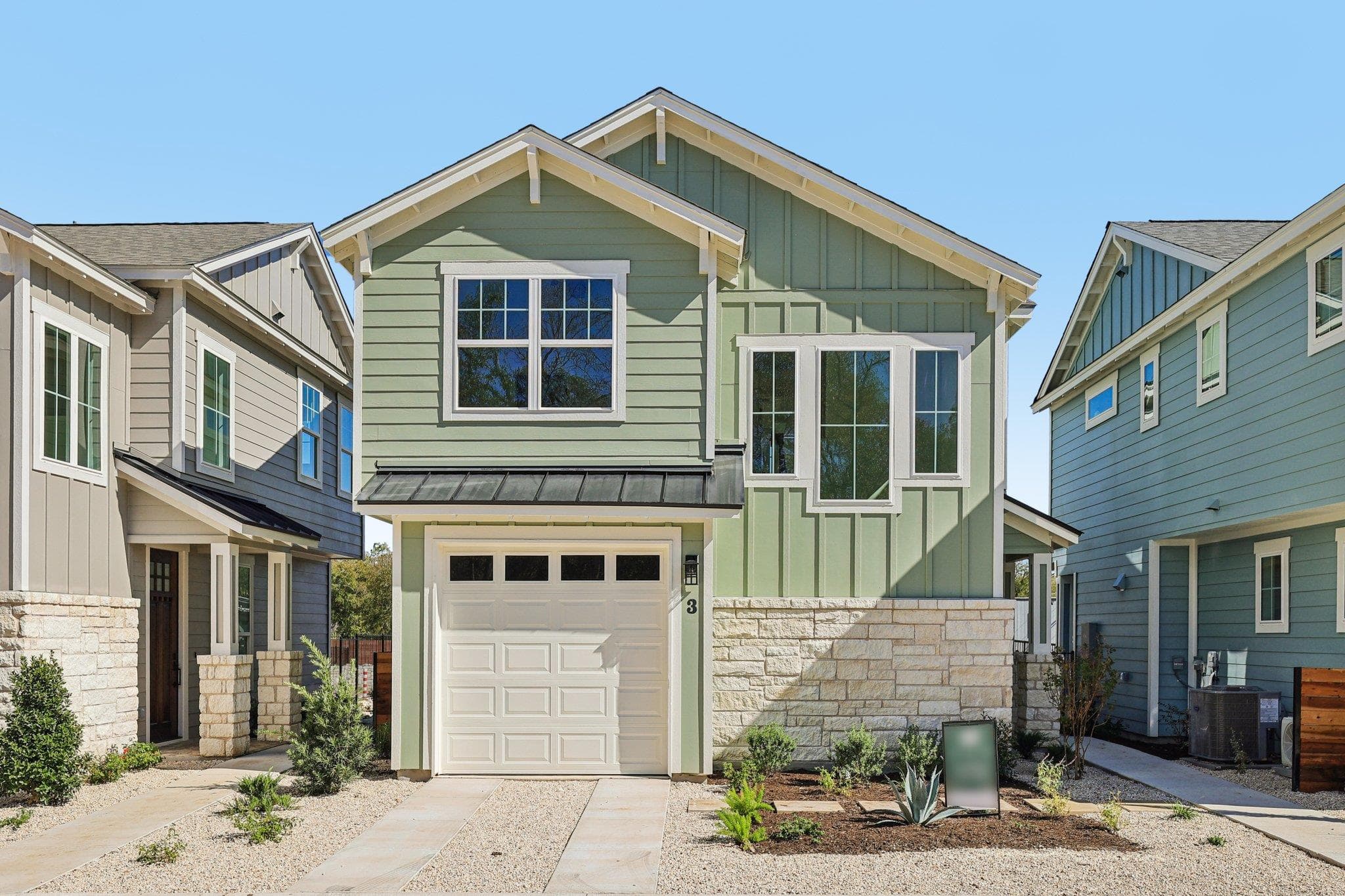 2414  Drew Ln  #3