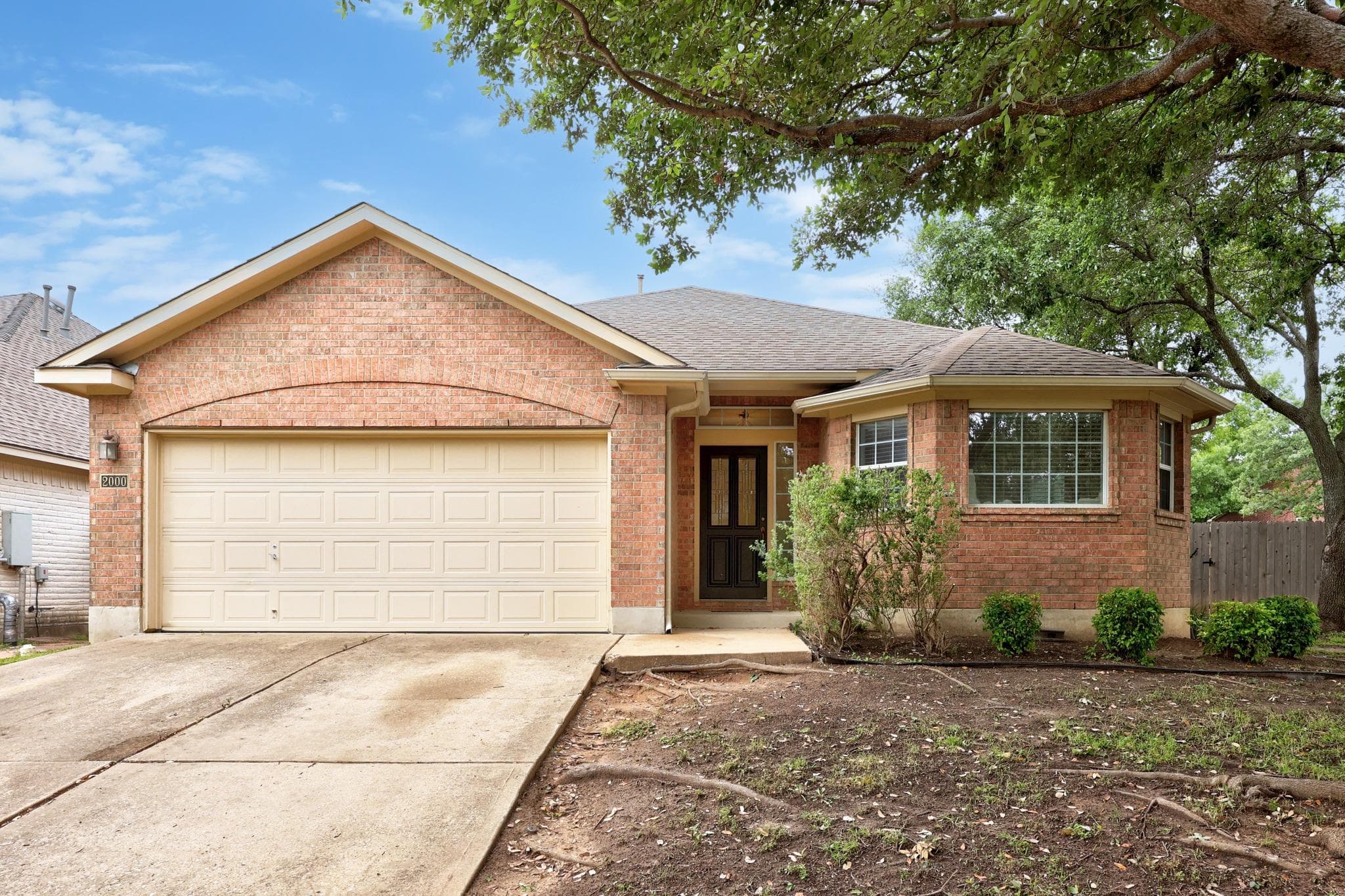 2000  Maize Bend Dr