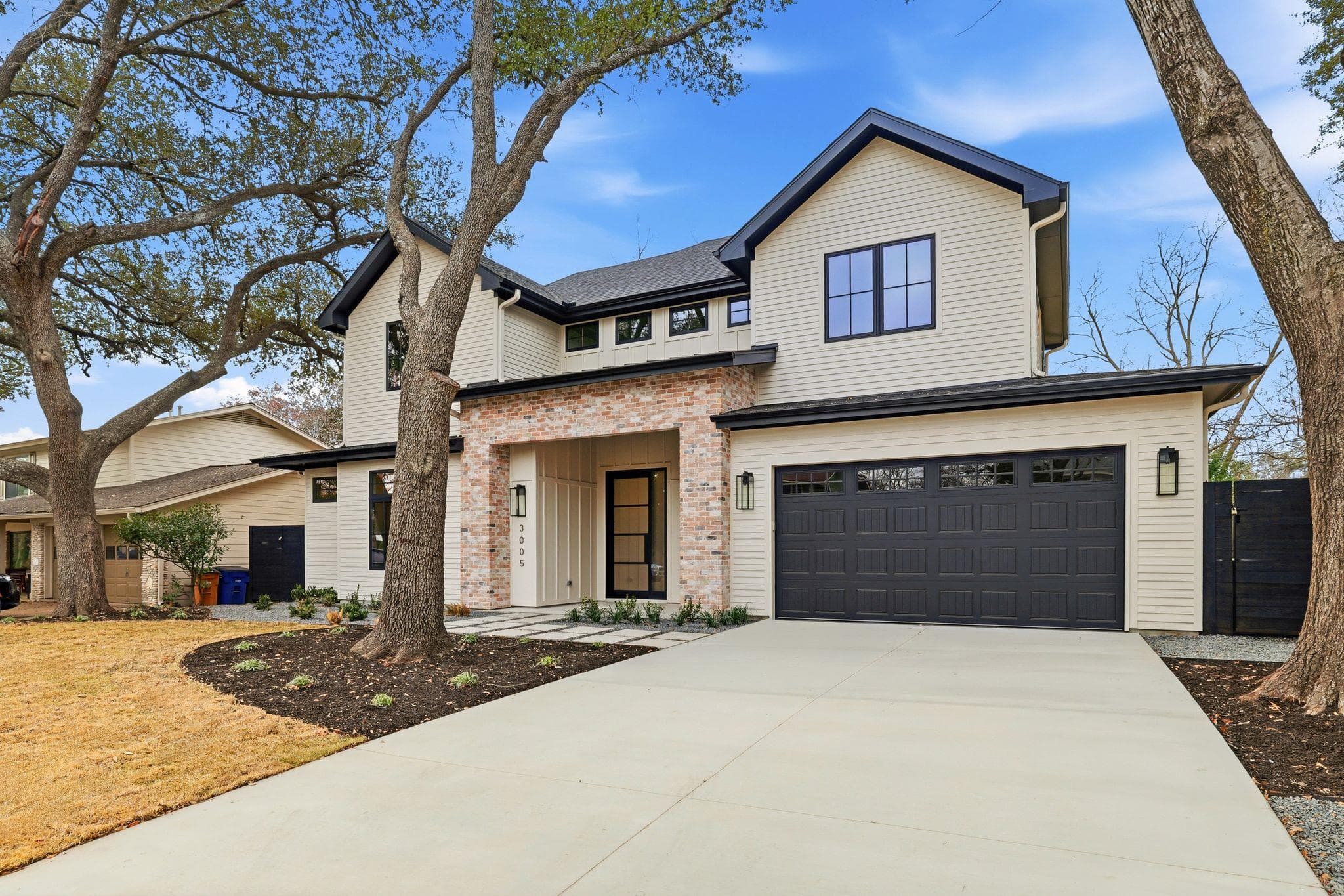 3005  Silverleaf Dr