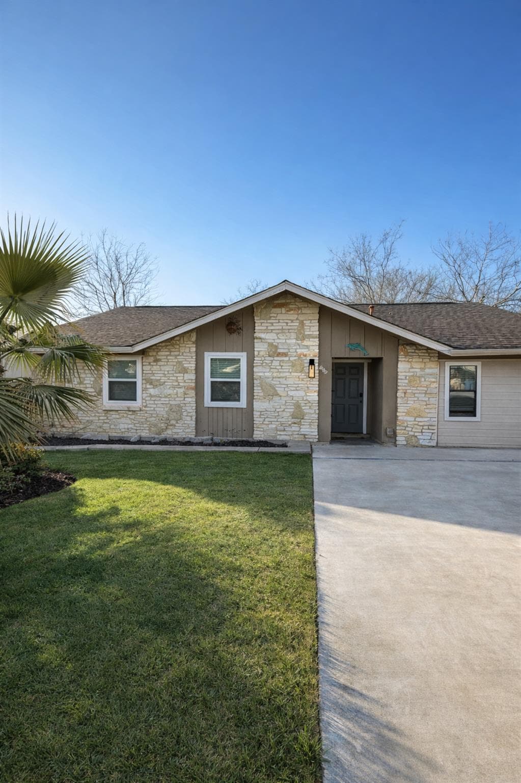 6902  Colony Park Dr