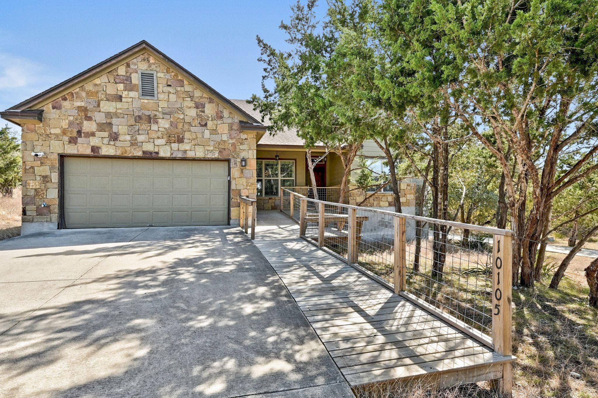 10105  Little Creek Cir