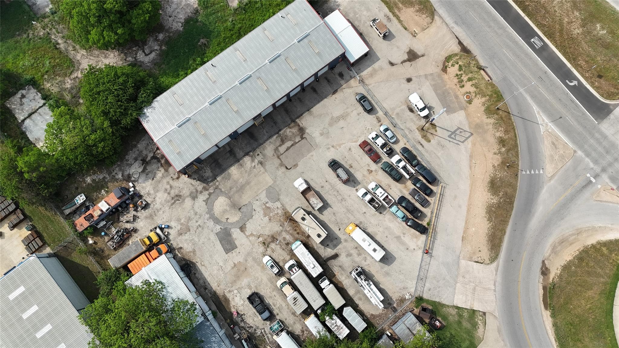 5225 E Cesar Chavez St