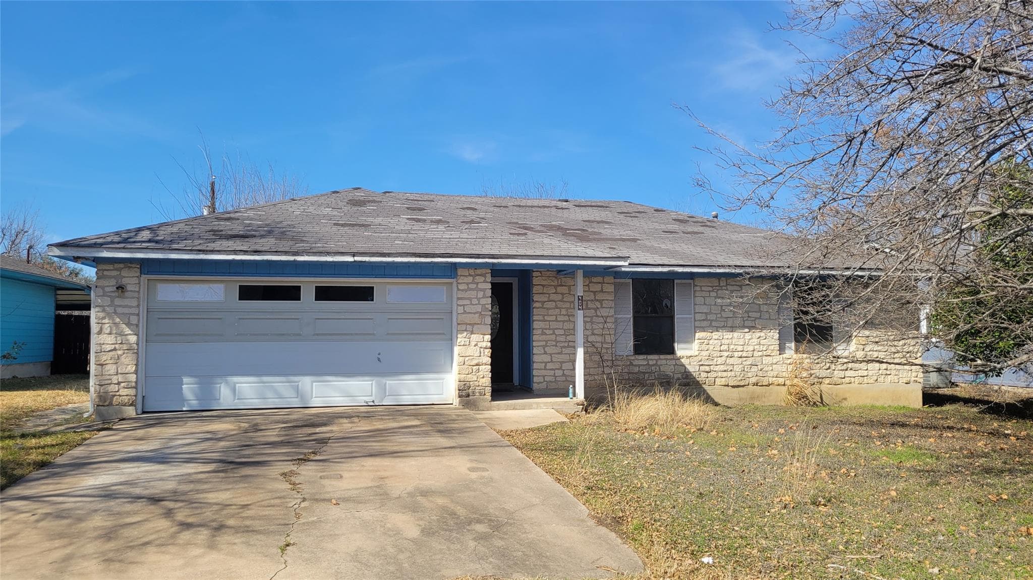 404  Meadowcreek Cir