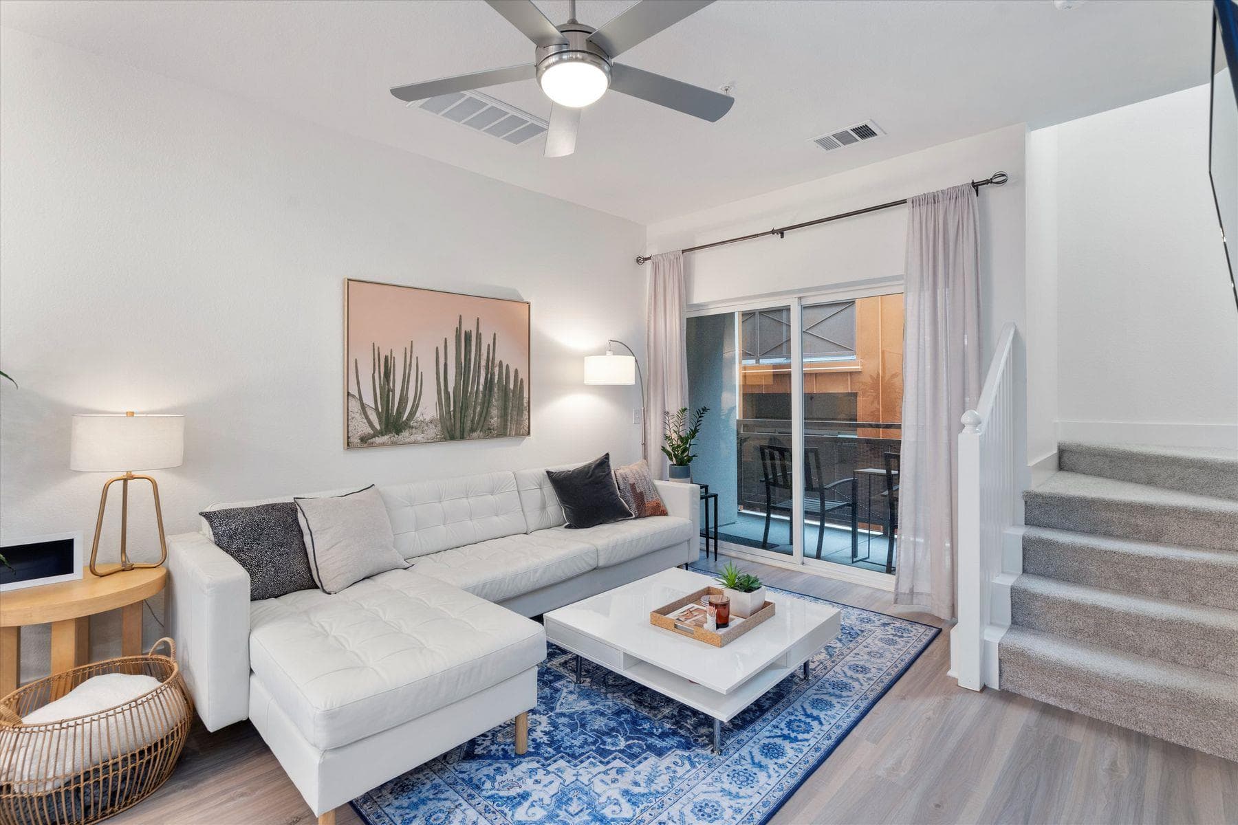 2827  Manor Rd  #3102