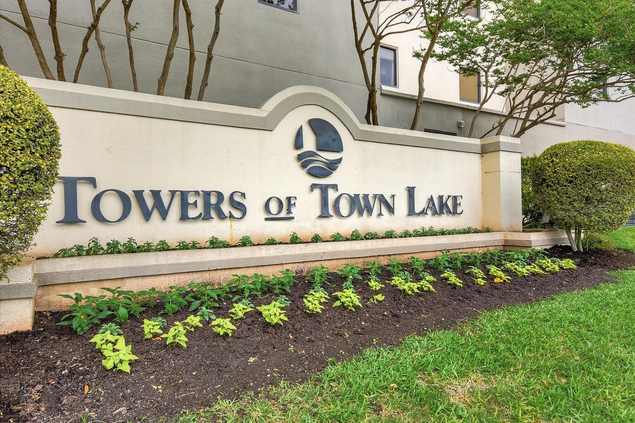 40 N Interstate 35 None  #3B3