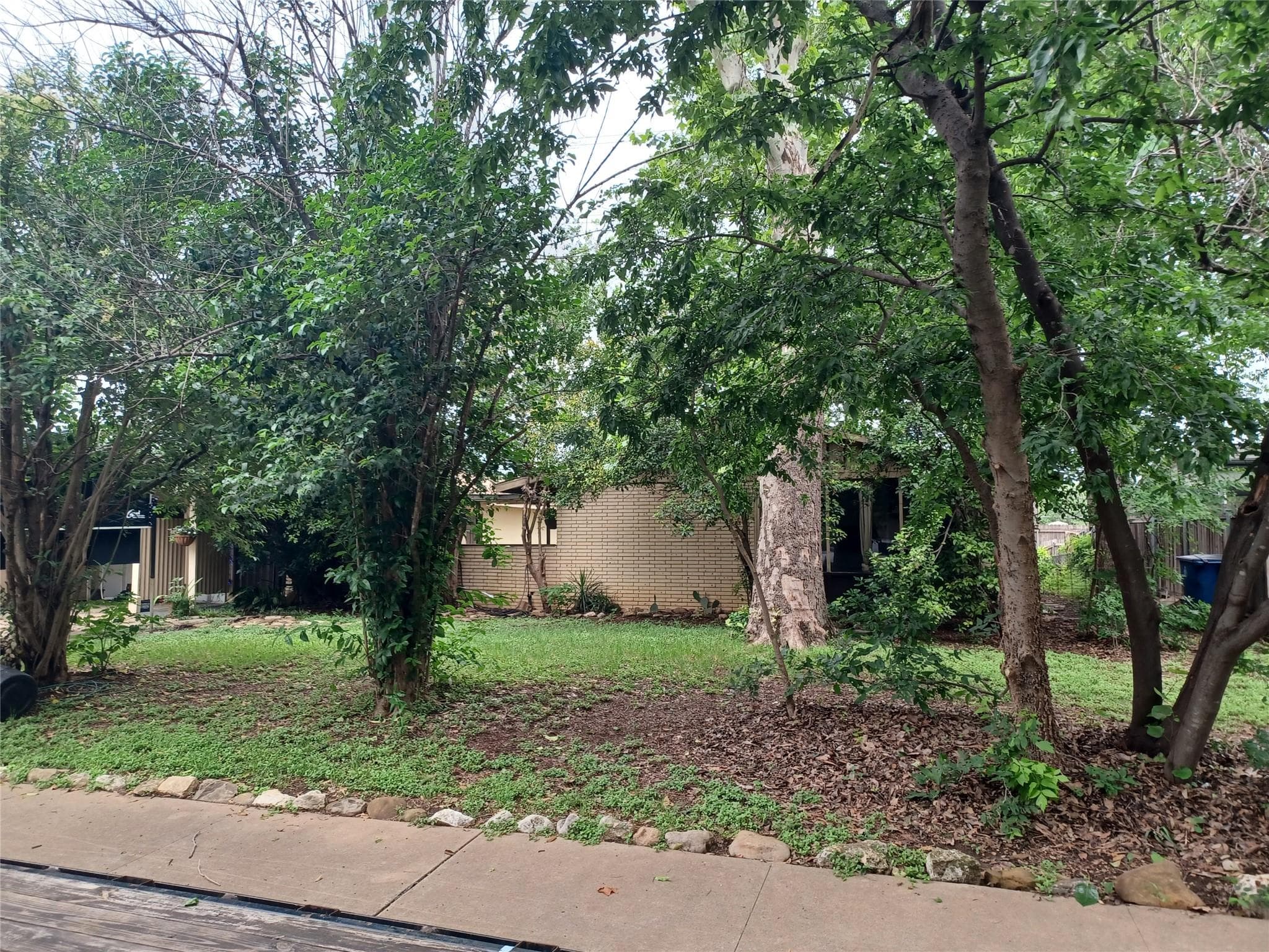 4906  Westfield Dr