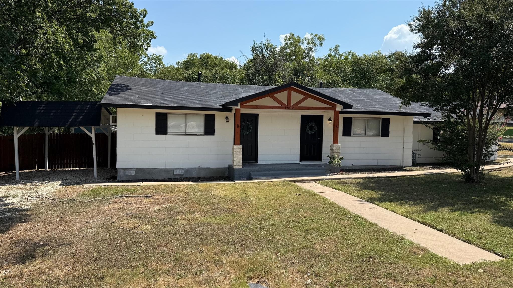 1802  University Ave