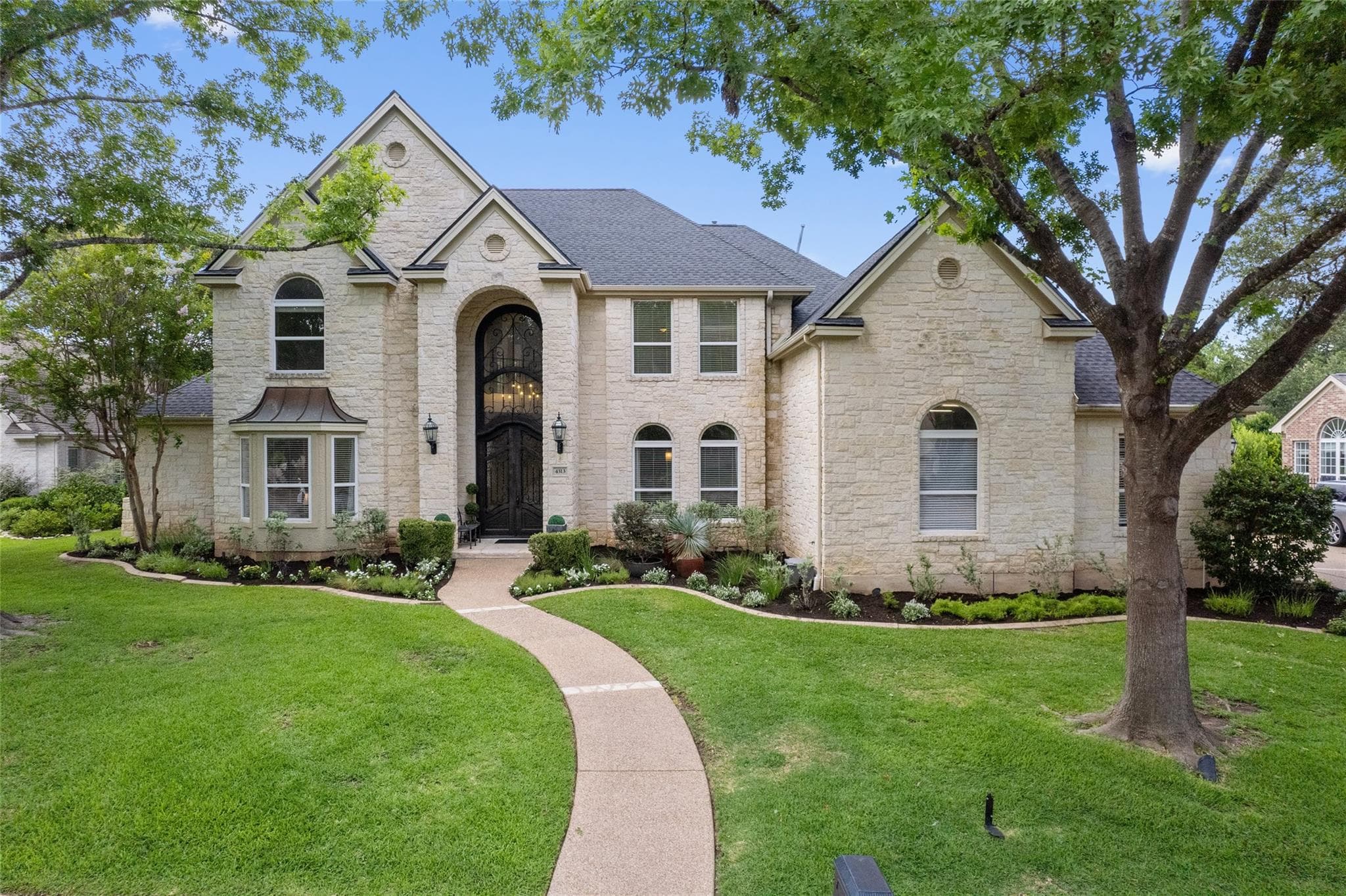 4313  Rio Robles Dr