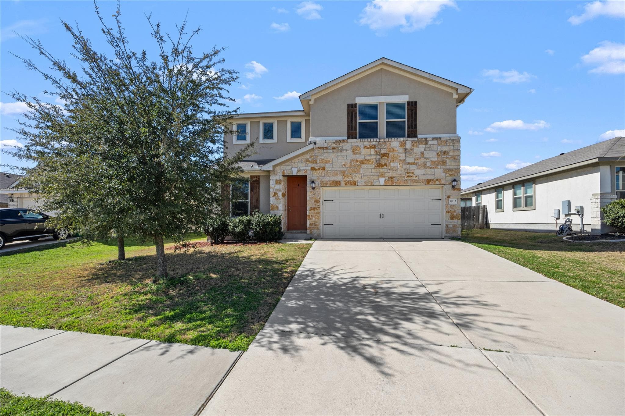 19112  Scoria Dr