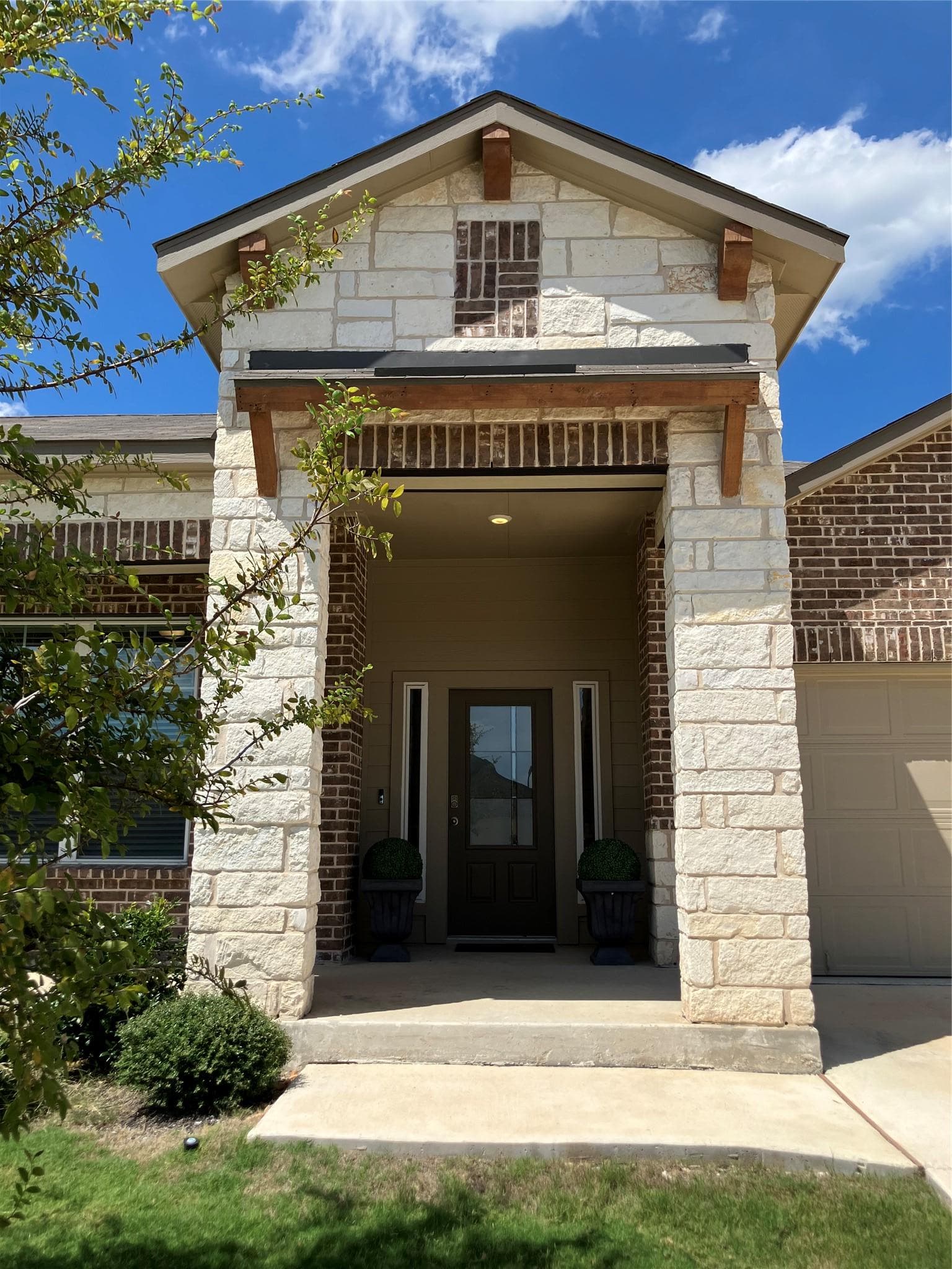9419  Bracted Sedge Dr