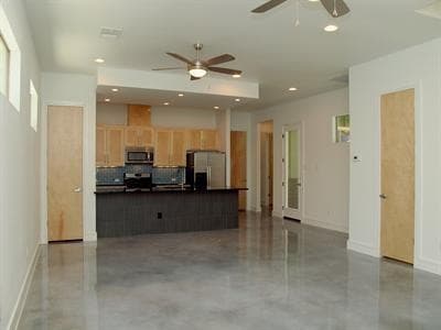 4605  Avenue B None  #A
