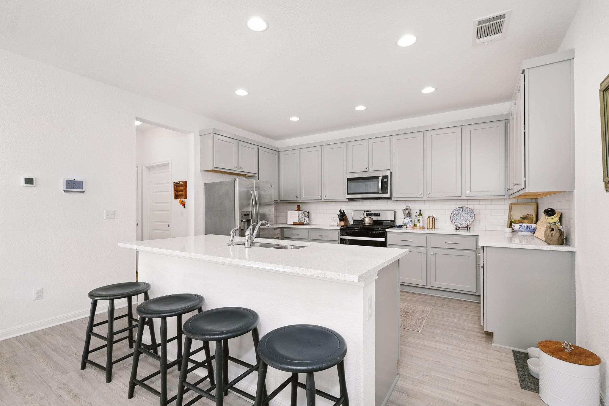 12403  Zenyatta Dr