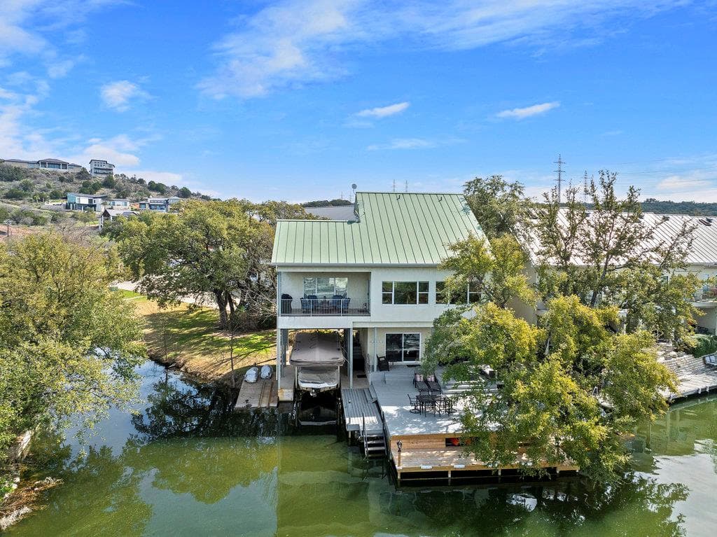 5900 W Fm 2147 None  #106
