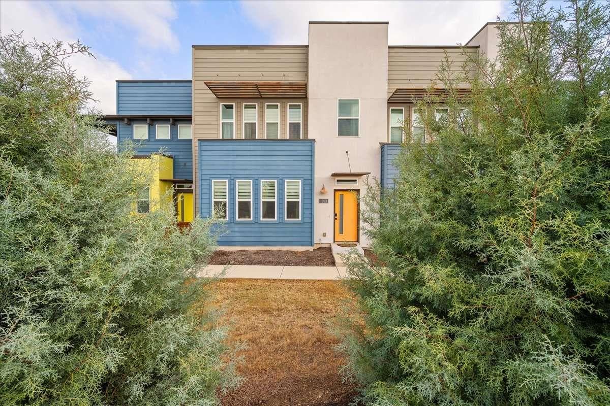 9015 Cattle Baron Path #1203