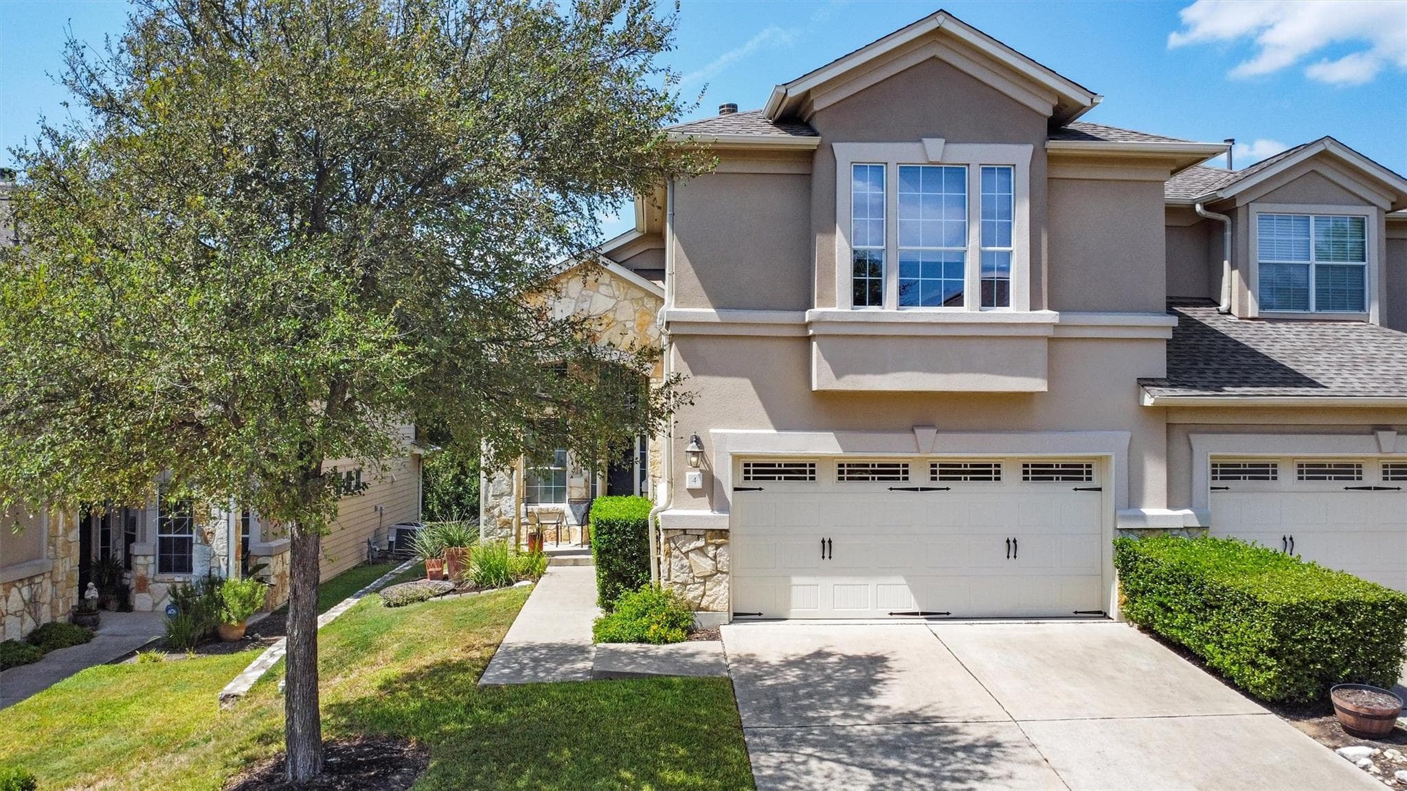 7901  Southwest Pkwy  #4